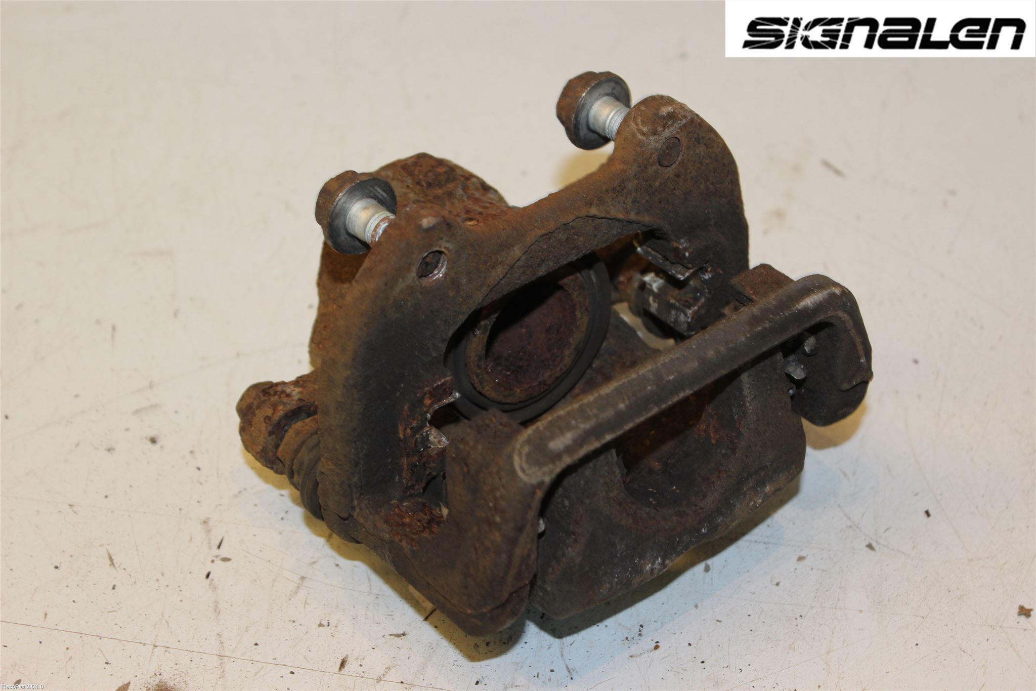 BMW 3 E90/91 SED/TOU 05-12 Bromsok Bak Höger