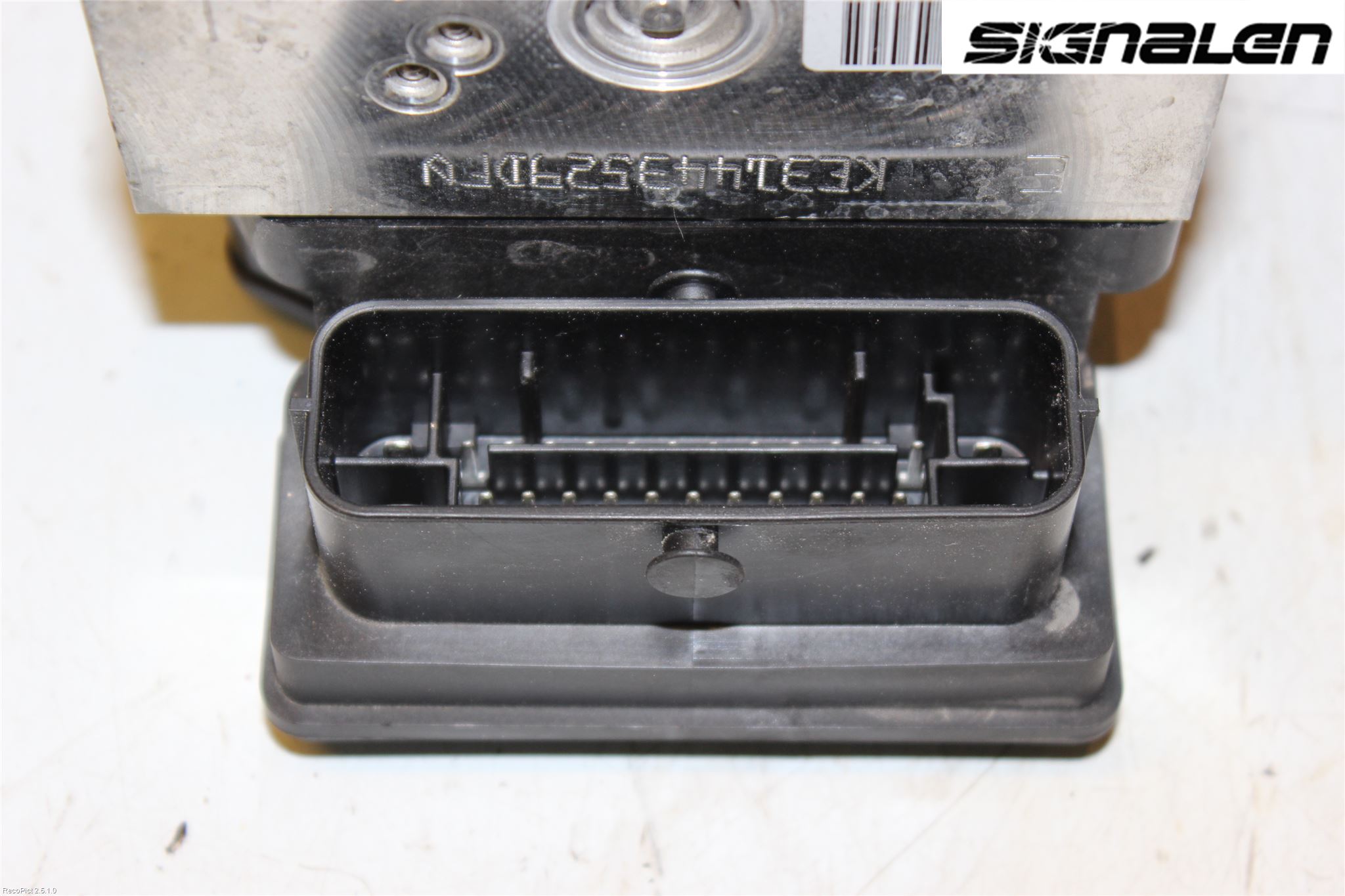 Volkswagen VW PASSAT 11-14 Abs Hydraulaggregat