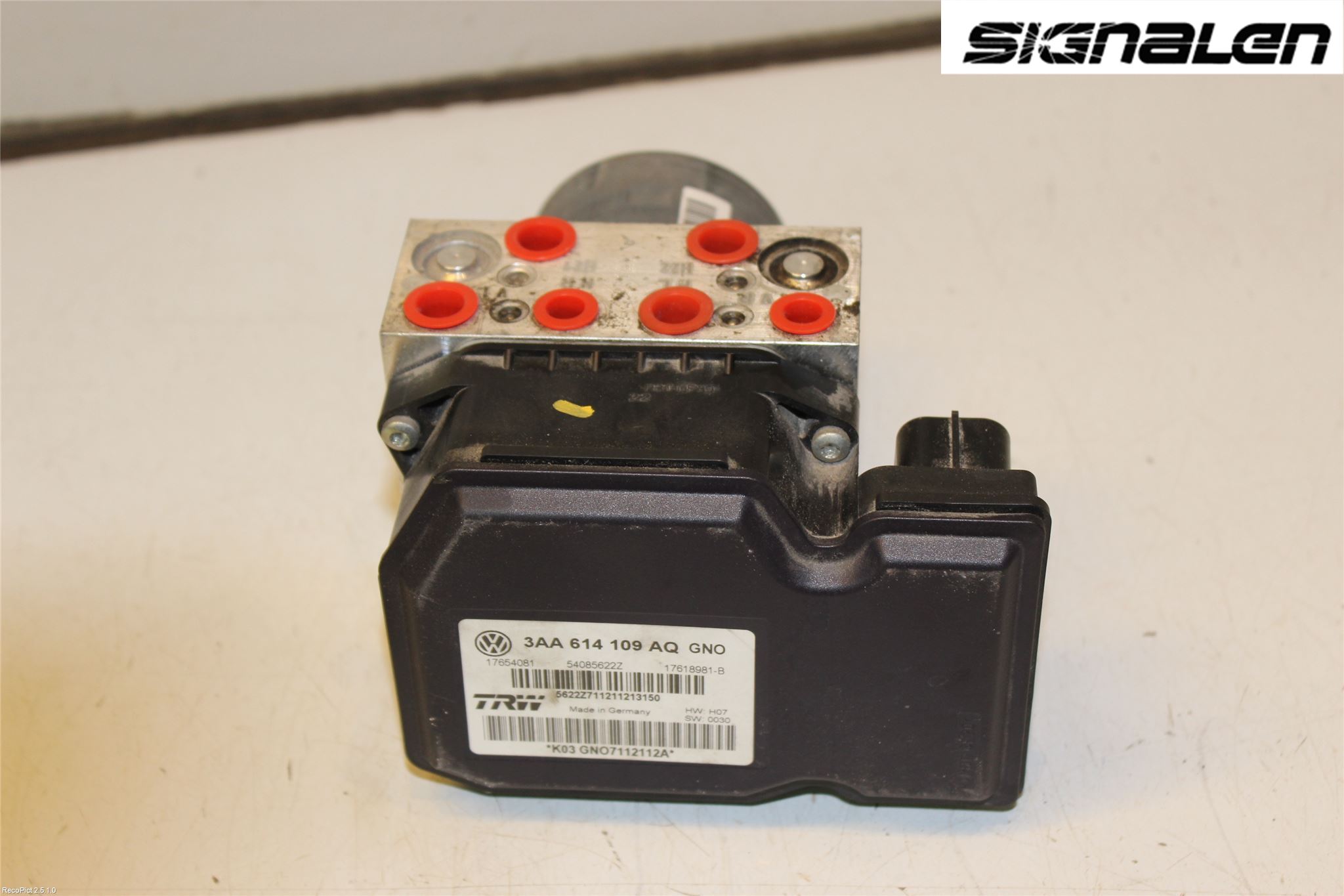 Volkswagen VW PASSAT 11-14 Abs Hydraulaggregat