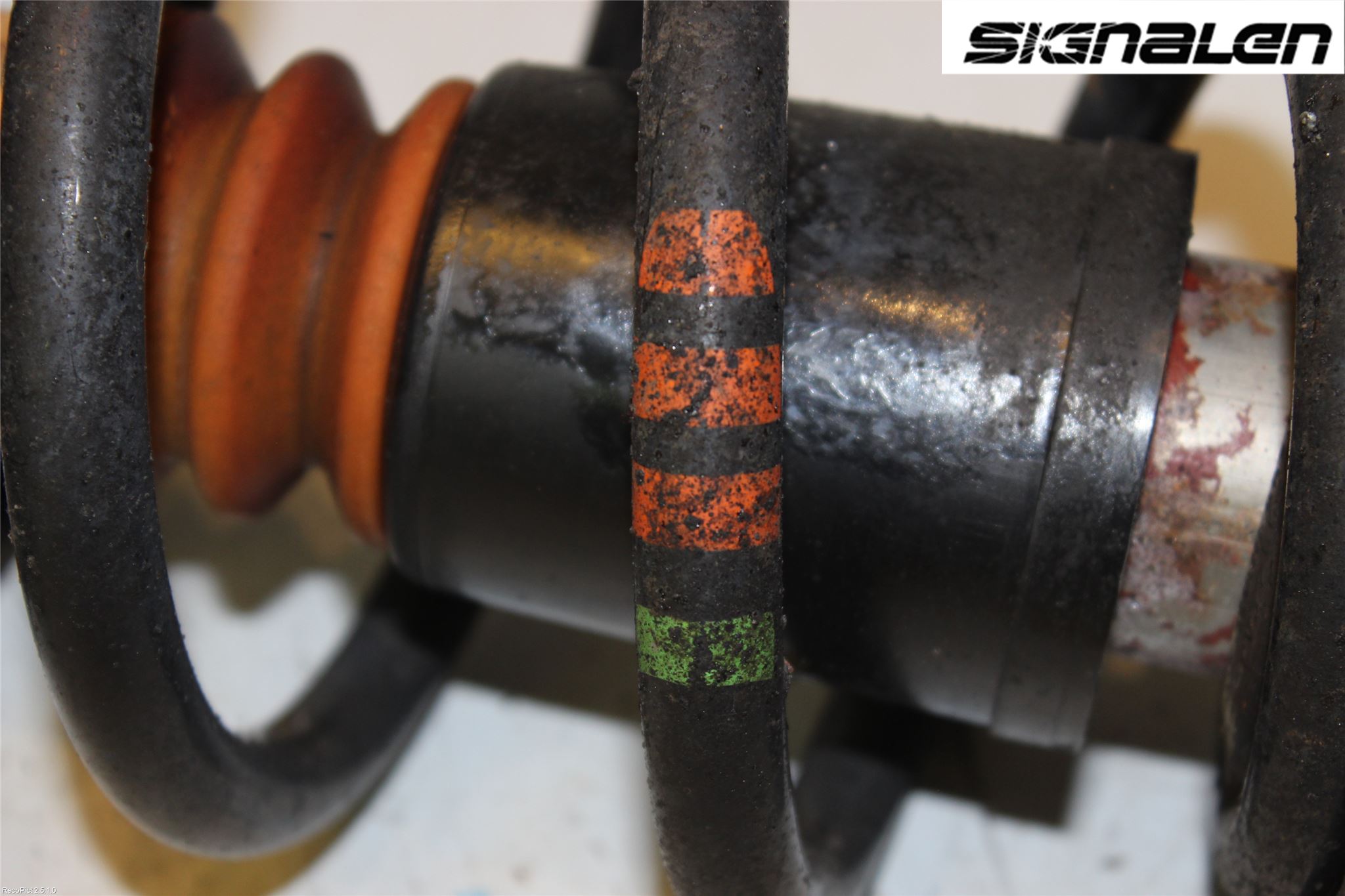 Audi A4/S4 05-07 Fjäderben Fram Vänster