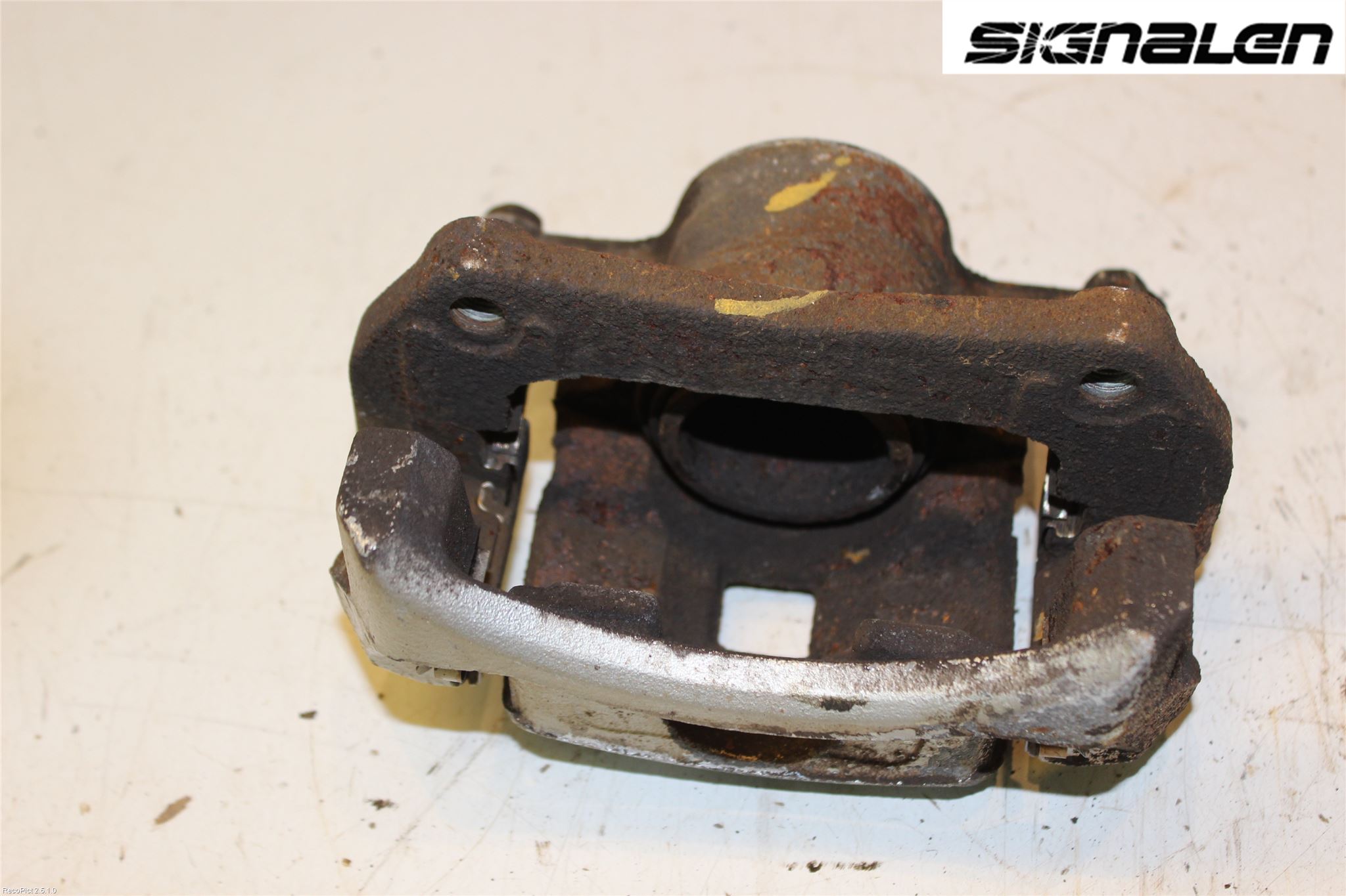 Mazda 2 (DE) 08-15 Bromsok Fram Vänster