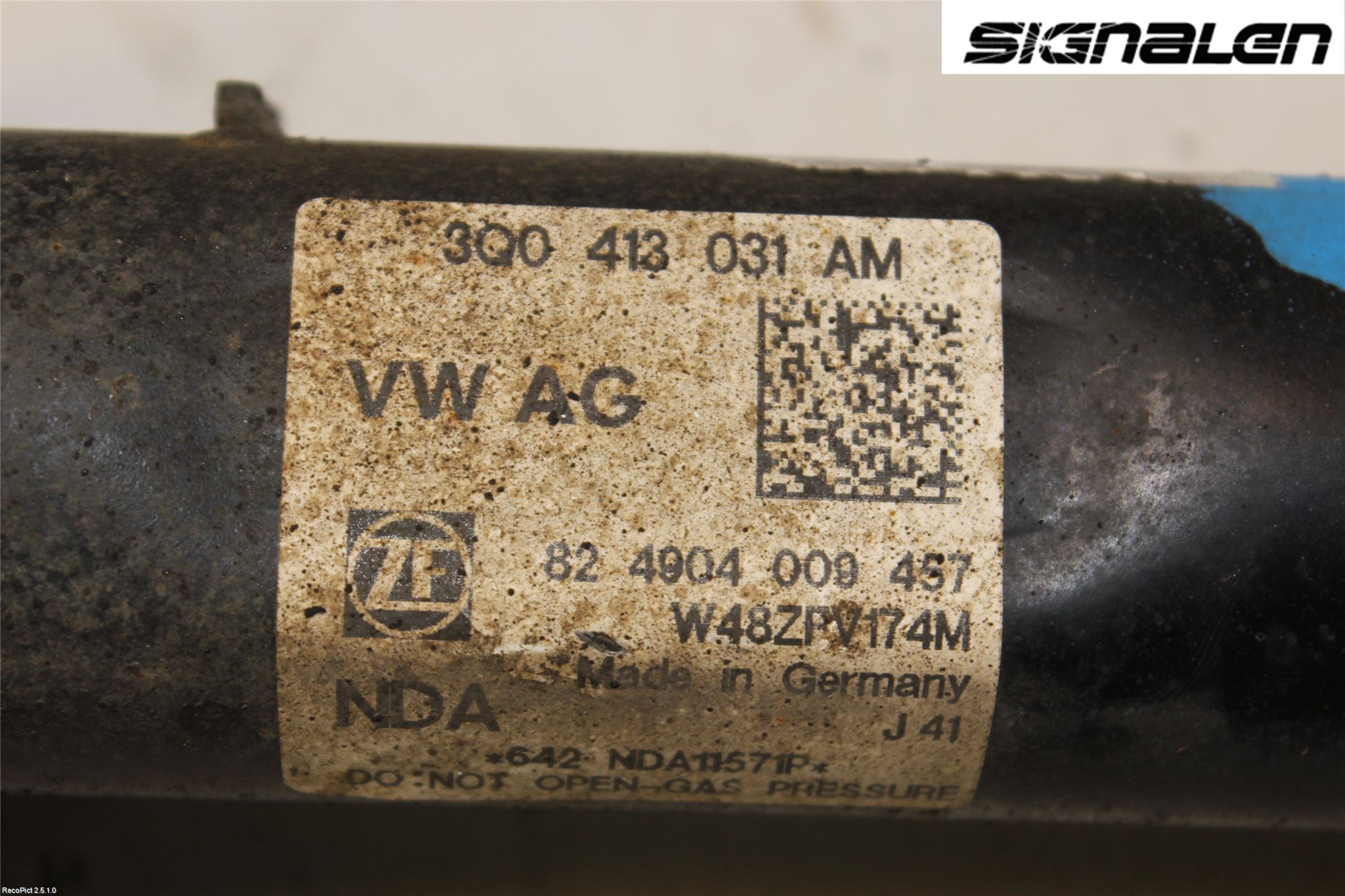 Volkswagen VW PASSAT 15-19 Fjäderben Fram Höger