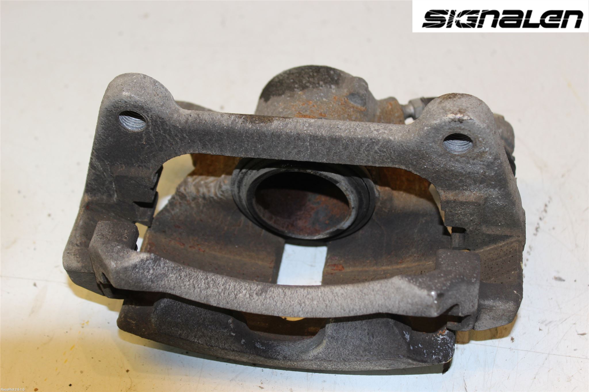 Volkswagen VW PASSAT 15-19 Bromsok Fram Höger