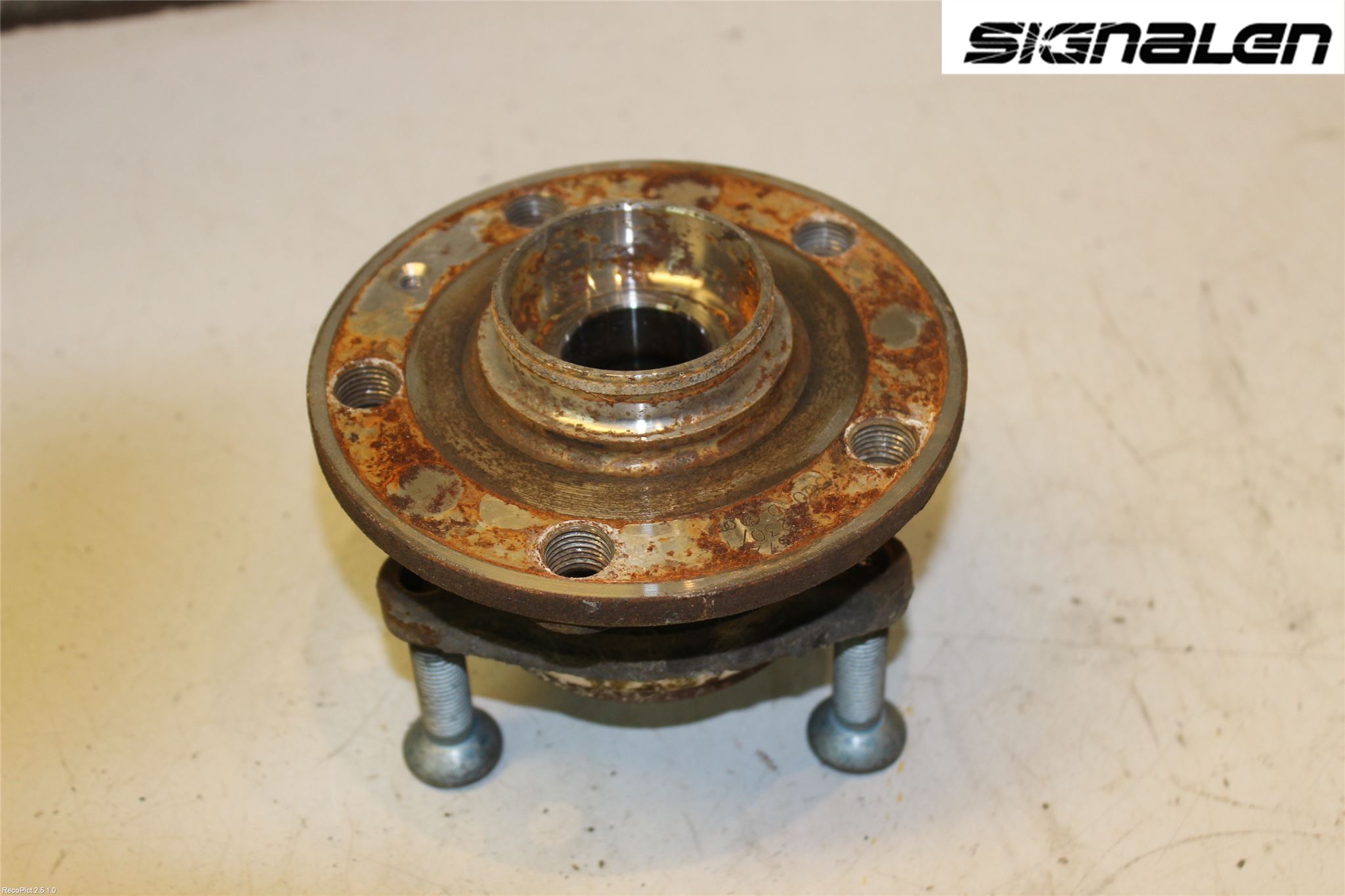 Volkswagen VW PASSAT 15-19 Nav Fram