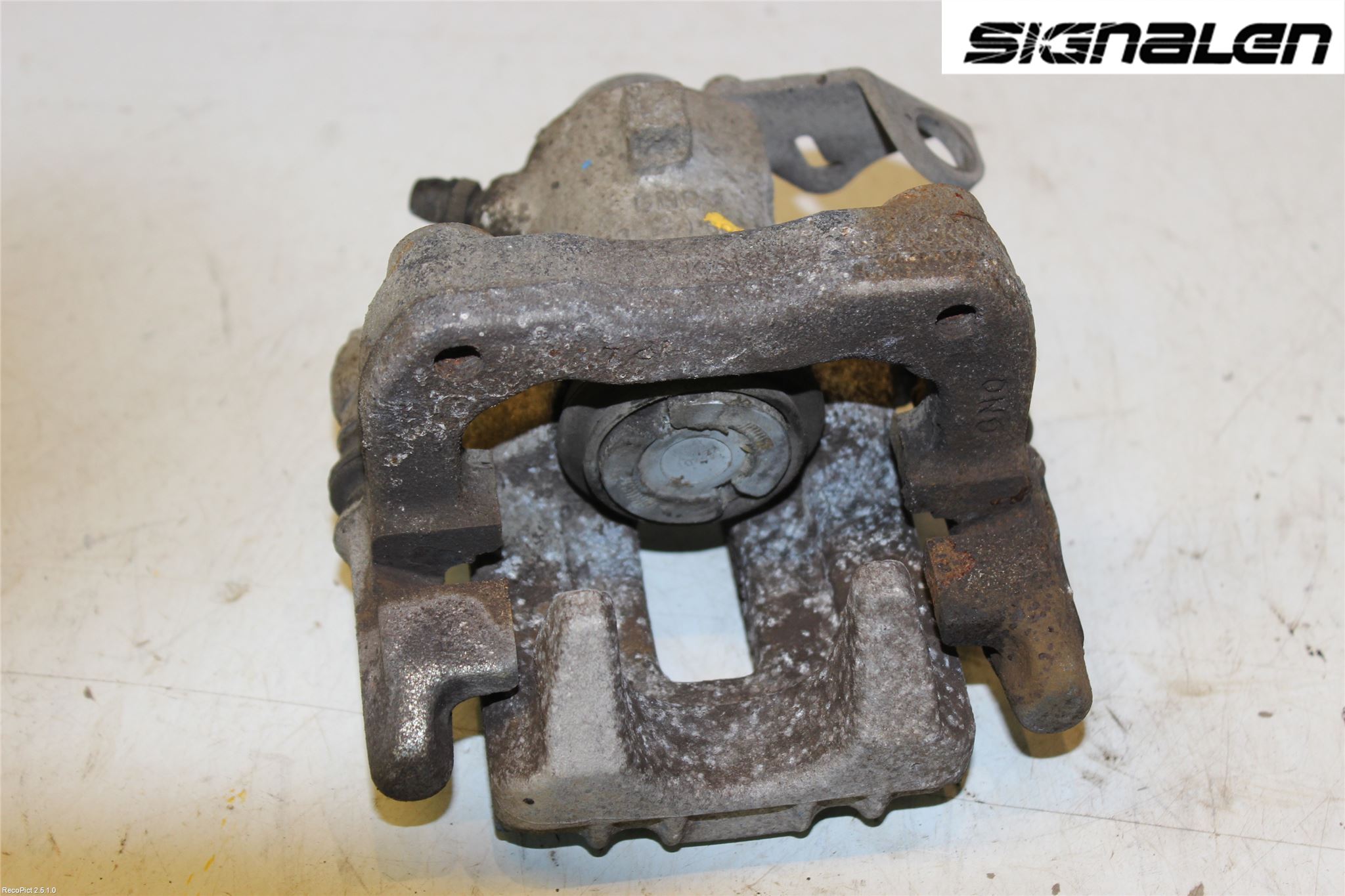 Volkswagen VW POLO 10-17 Bromsok Bak Höger