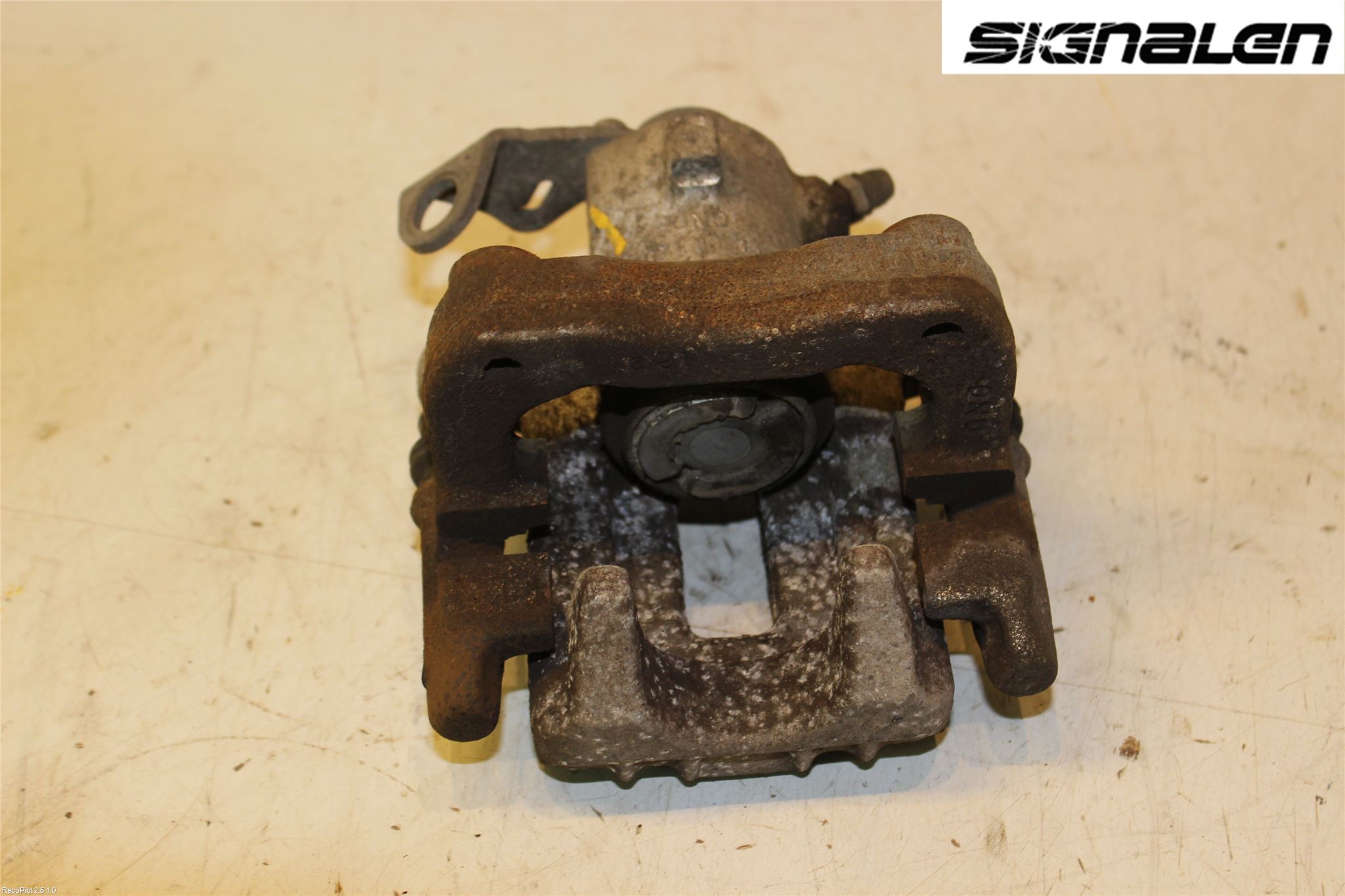 Volkswagen VW POLO 10-17 Bromsok Bak Vänster