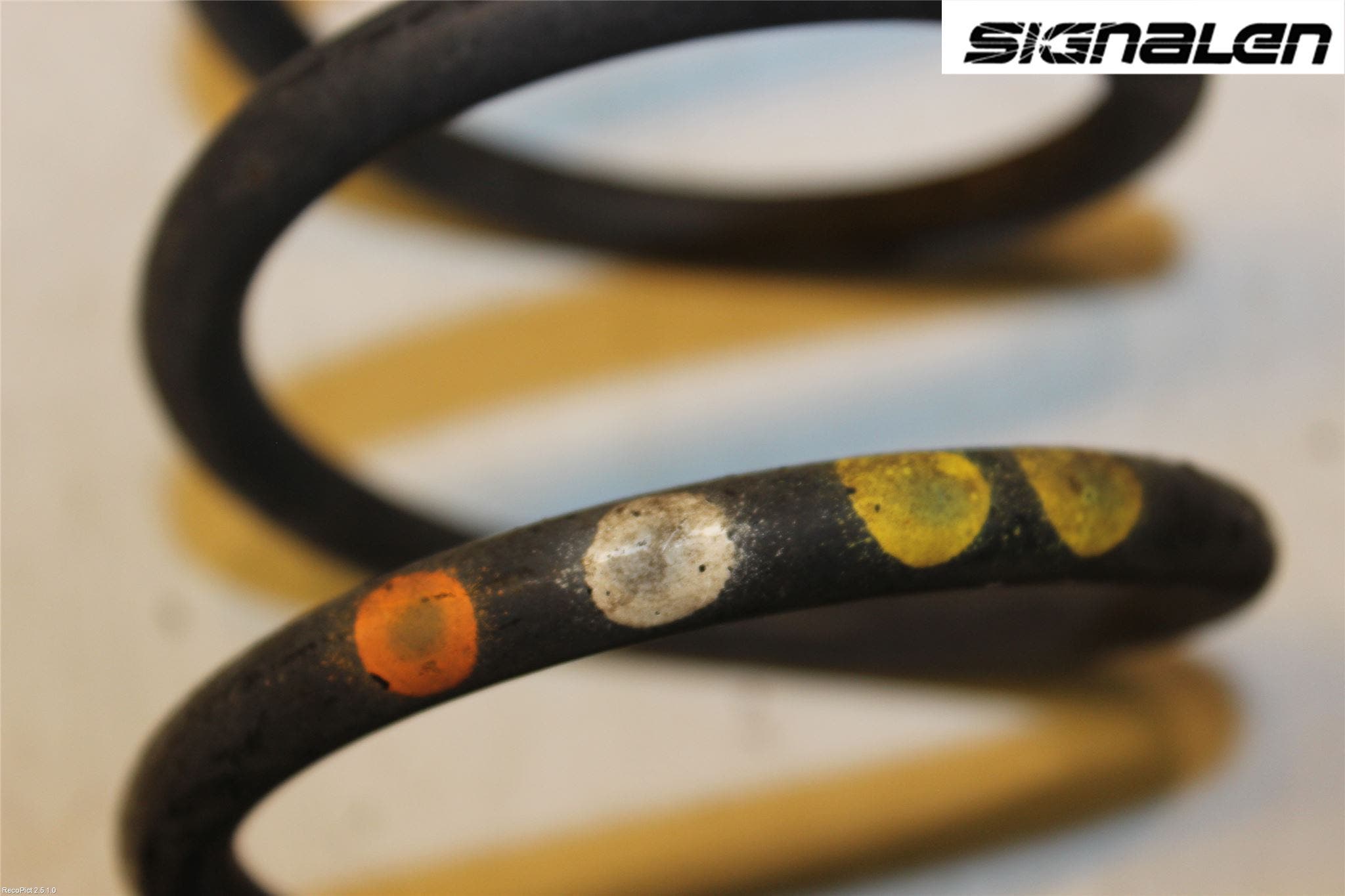 Volkswagen VW POLO 10-17 Fjäder Bak