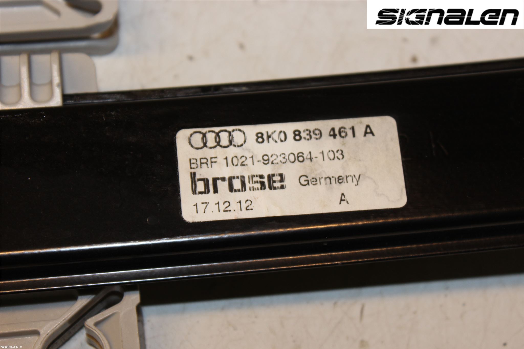 Audi A4 12-15 Fönsterhissmekanism