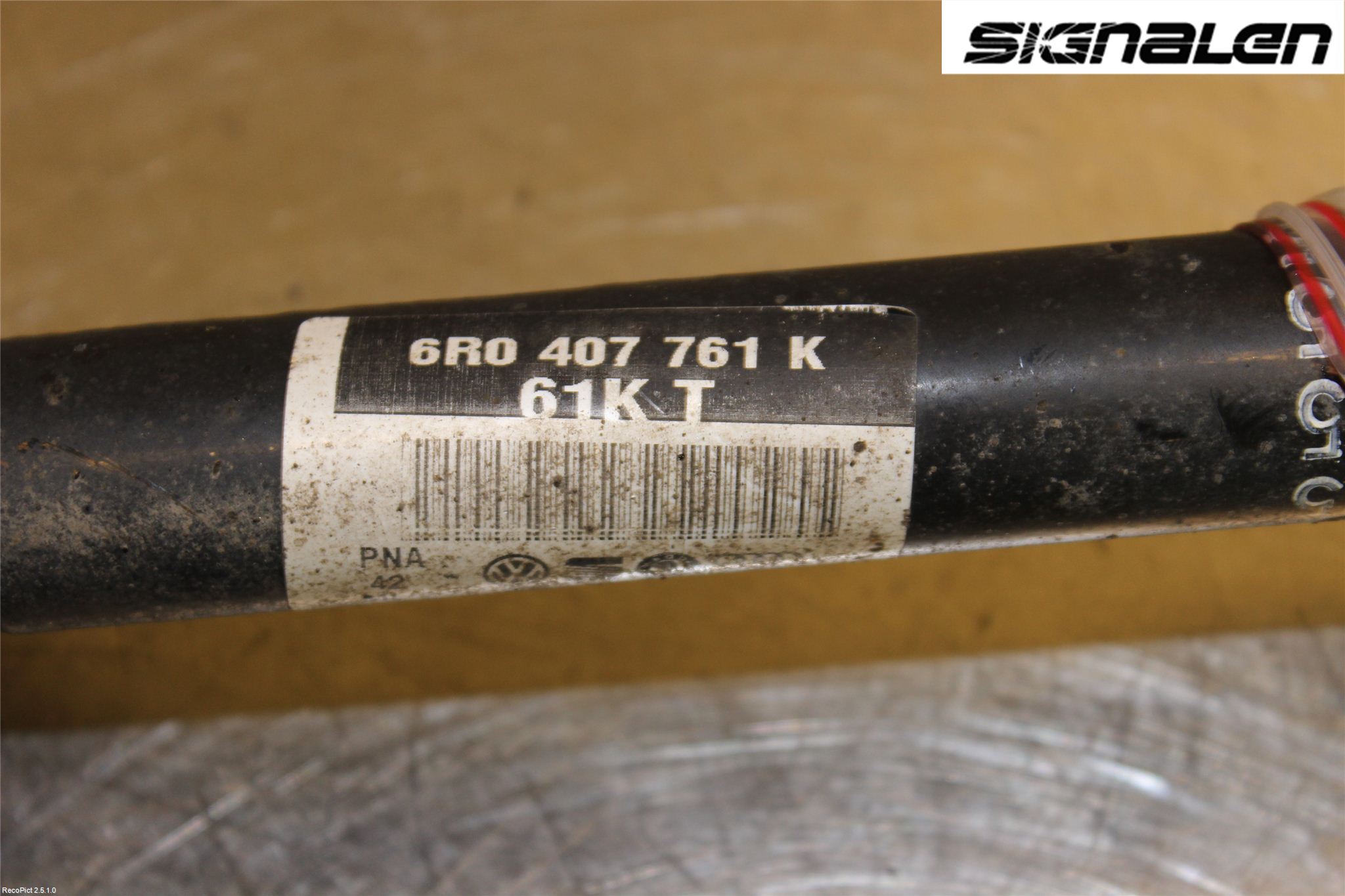 Volkswagen VW POLO 10-17 Drivaxel Fram Vänster