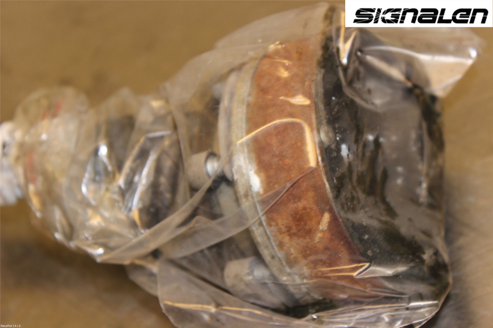 Volkswagen VW POLO 10-17 Drivaxel Fram Vänster