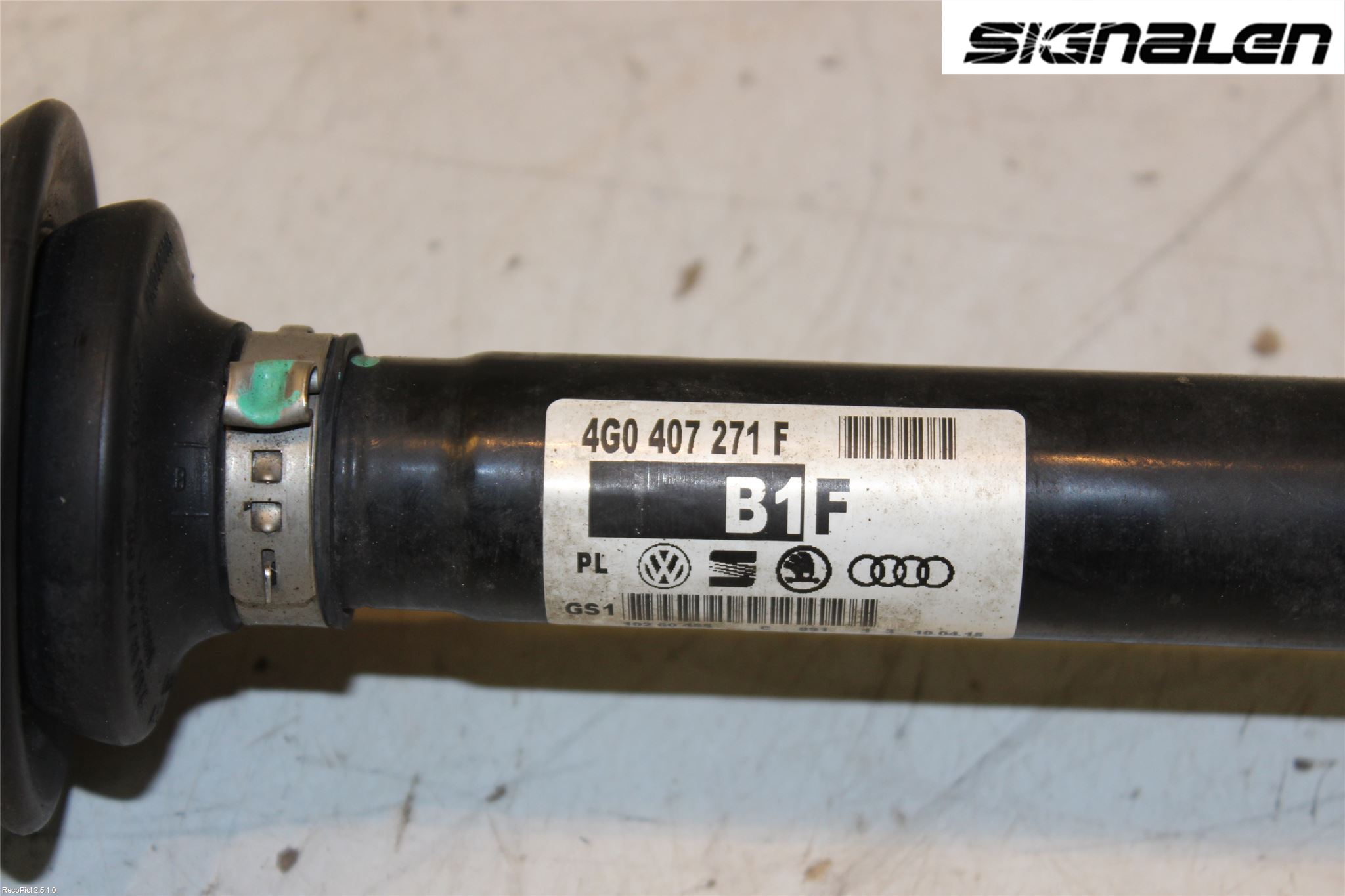 Audi A6 ALLROAD 12-18 Drivaxel Fram Vänster
