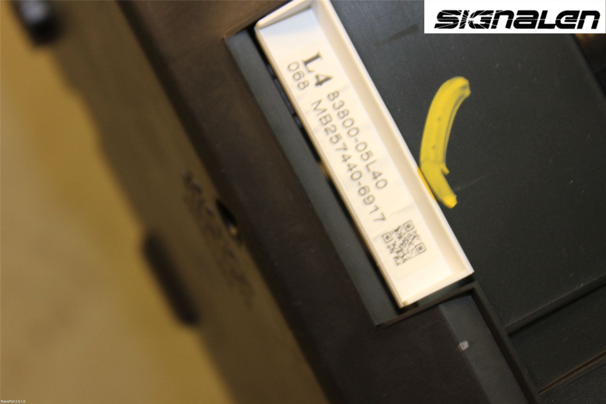 Toyota AVENSIS 09-15 Instrument Komb