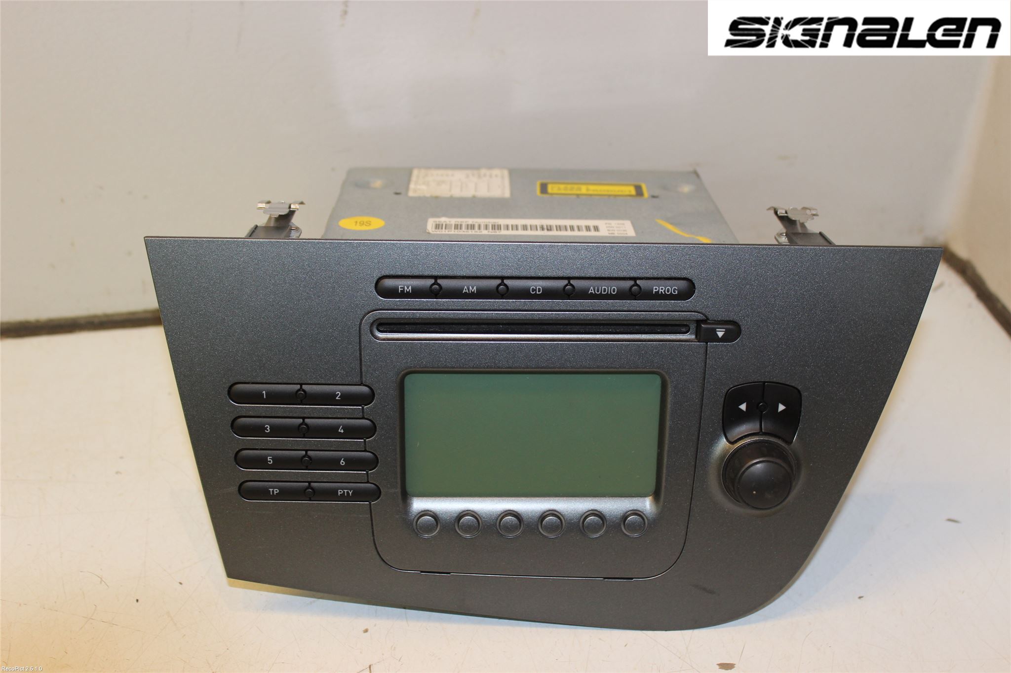 Seat LEON 06-12 Radio