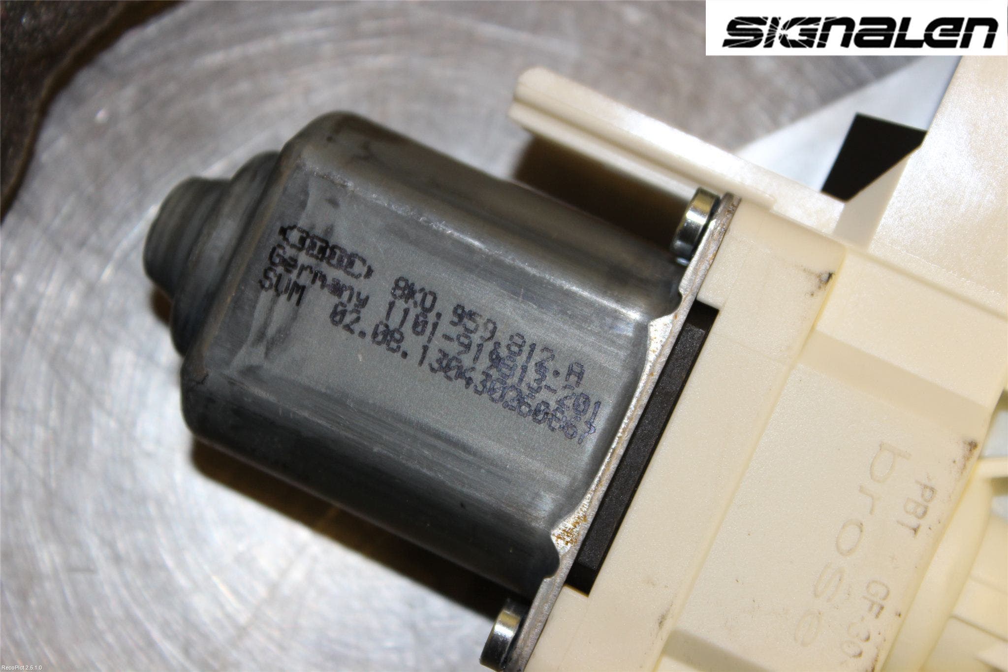 Skoda SUPERB 09-15 Fönsterhissmotor