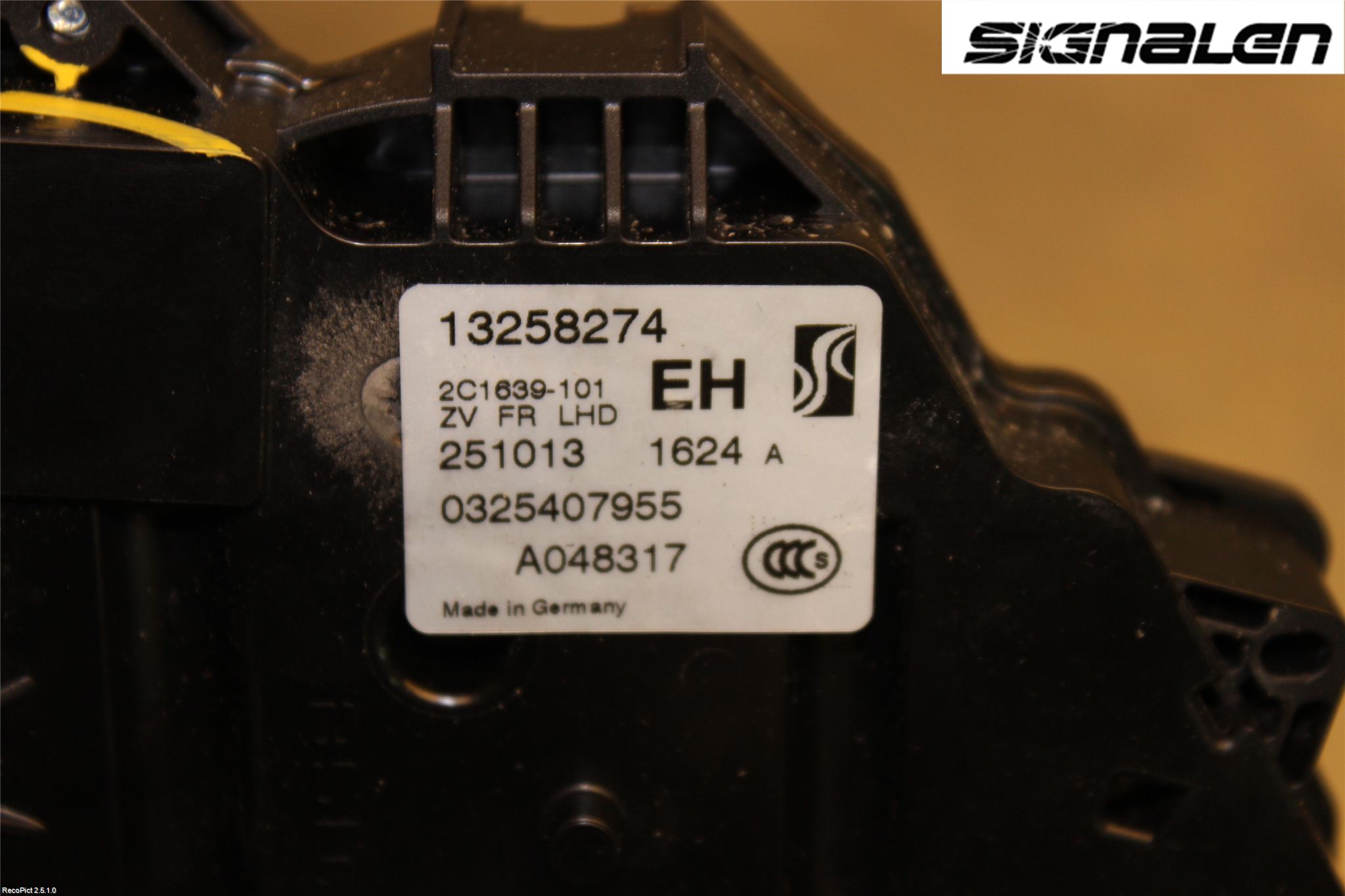 Opel CORSA D 07-14 Låskista-Dörrlås