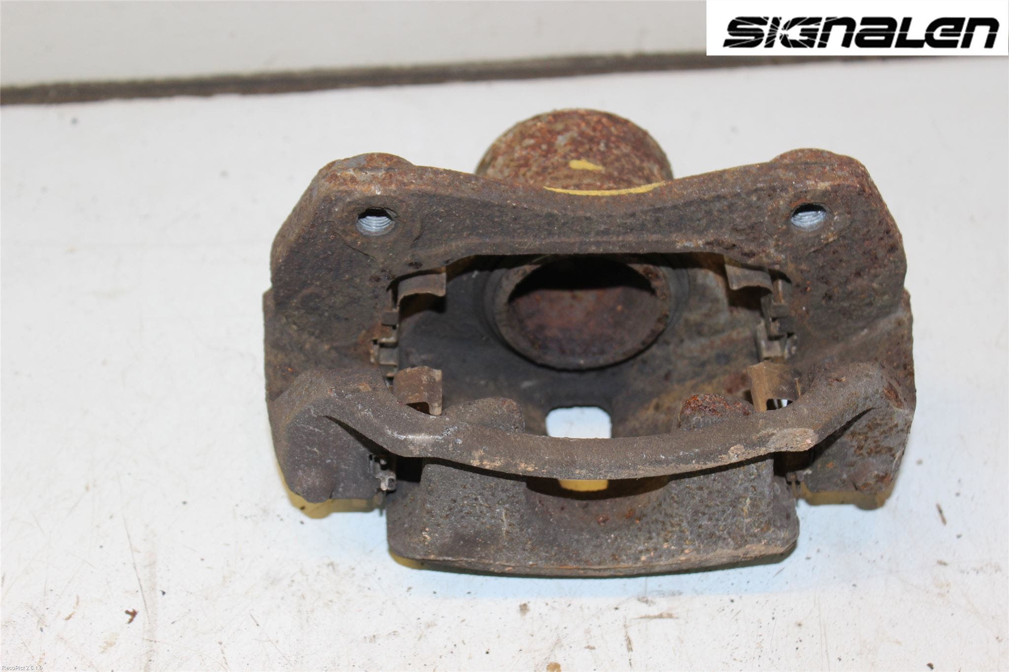 Kia CEED 06-12 Bromsok Fram Höger