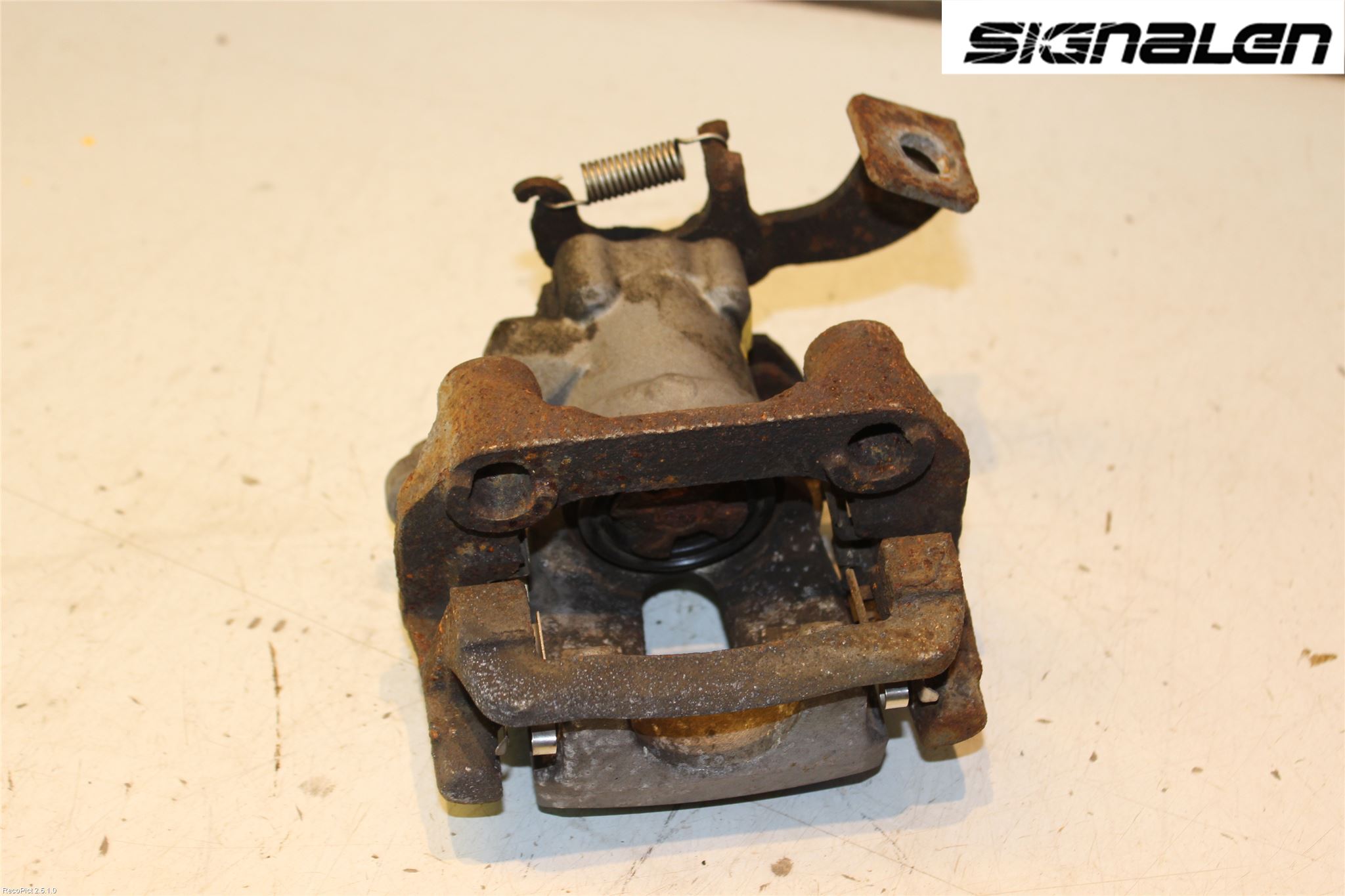 Toyota COROLLA 08-12 Bromsok Bak Höger