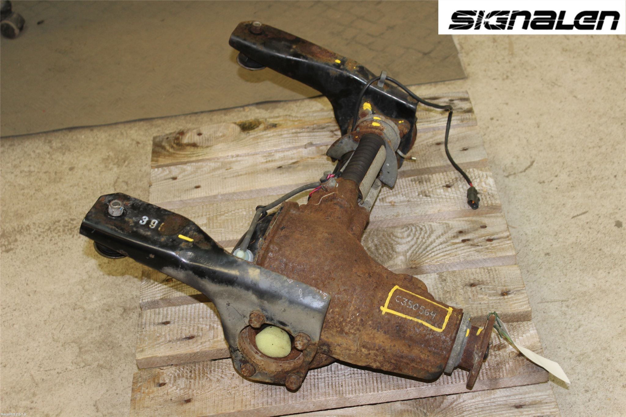 Mitsubishi PAJERO  99-06 Framvagn Diffrential