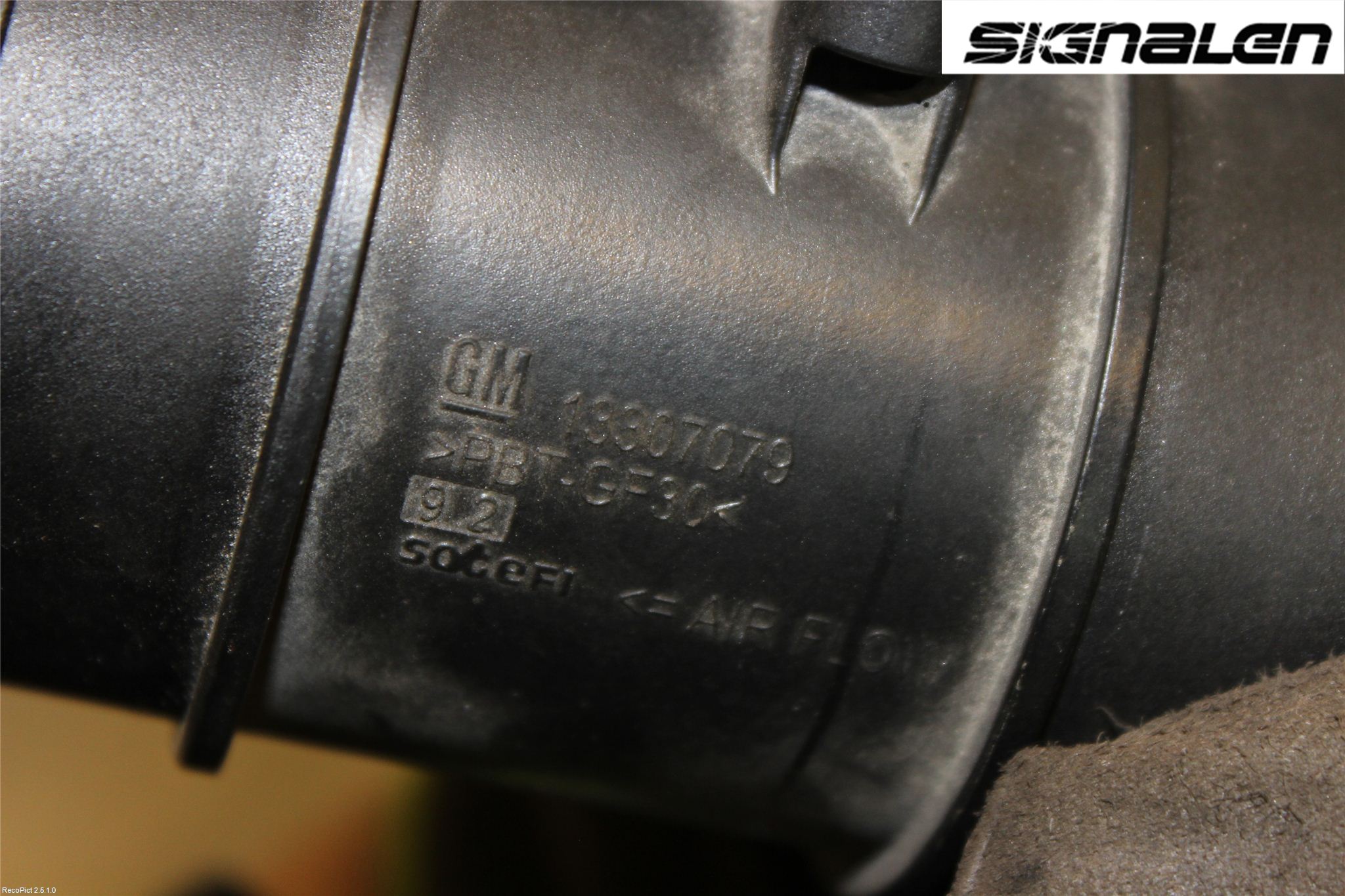 Opel CORSA D 07-14 Injluftmassamätare