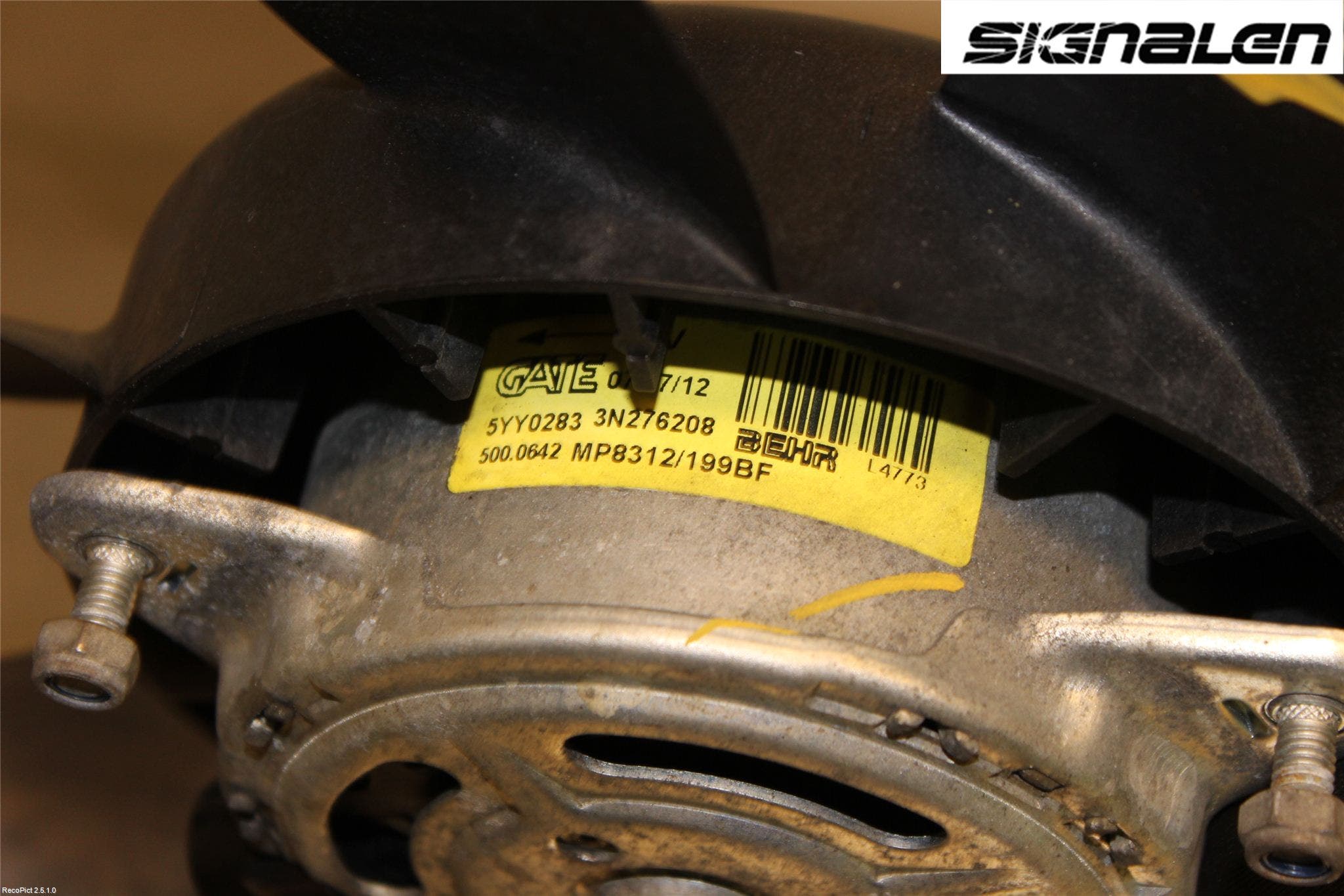 Opel CORSA D 07-14 Kylfläkt El