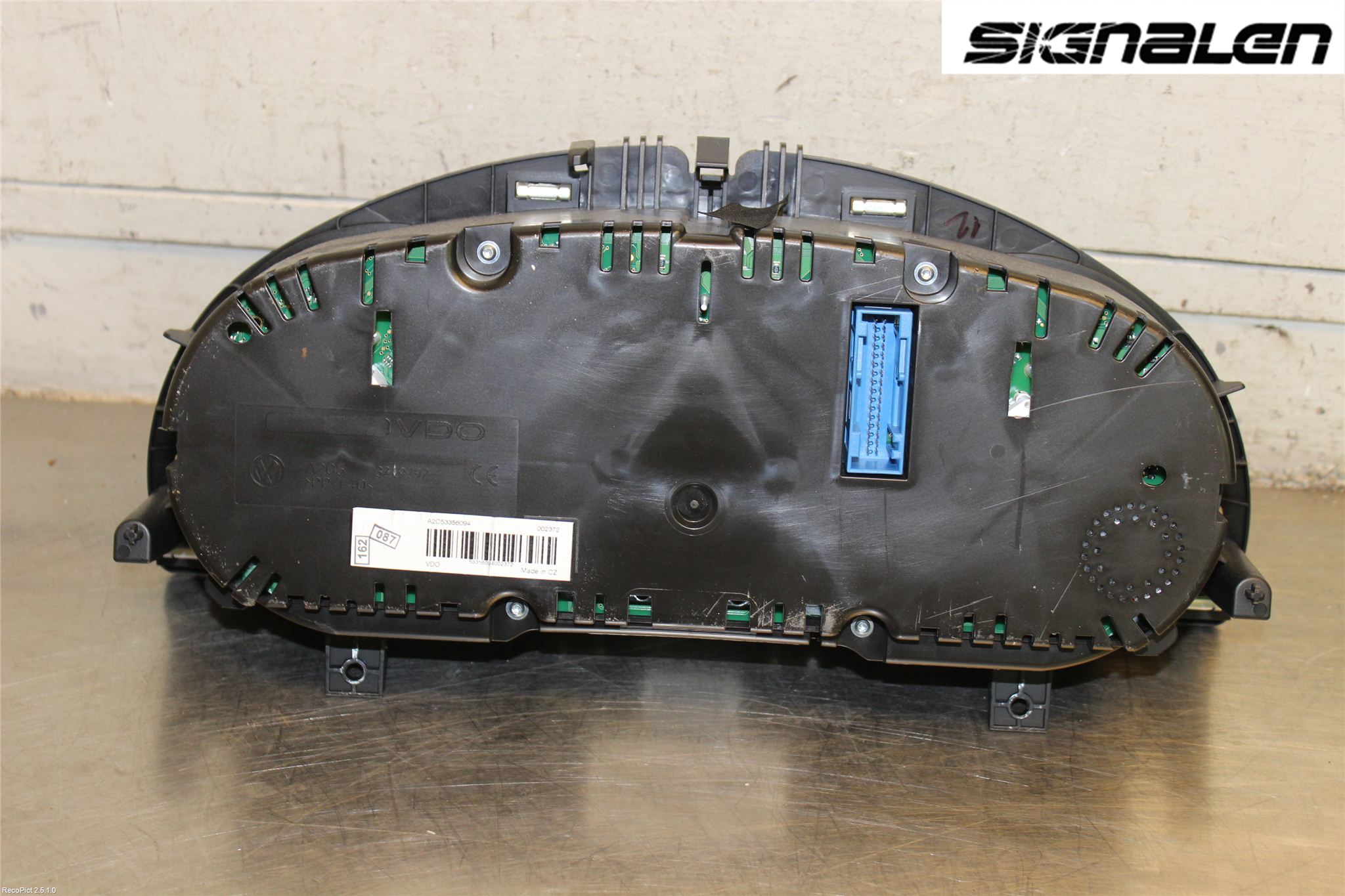 Volkswagen VW PASSAT 05-11 Instrument Komb