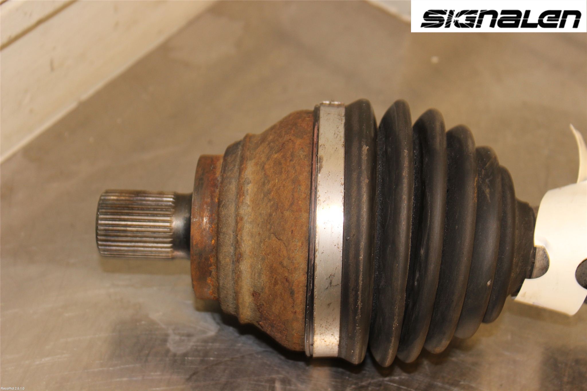 Volkswagen VW GOLF / E-GOLF VII 13-20 Drivaxel Fram Höger