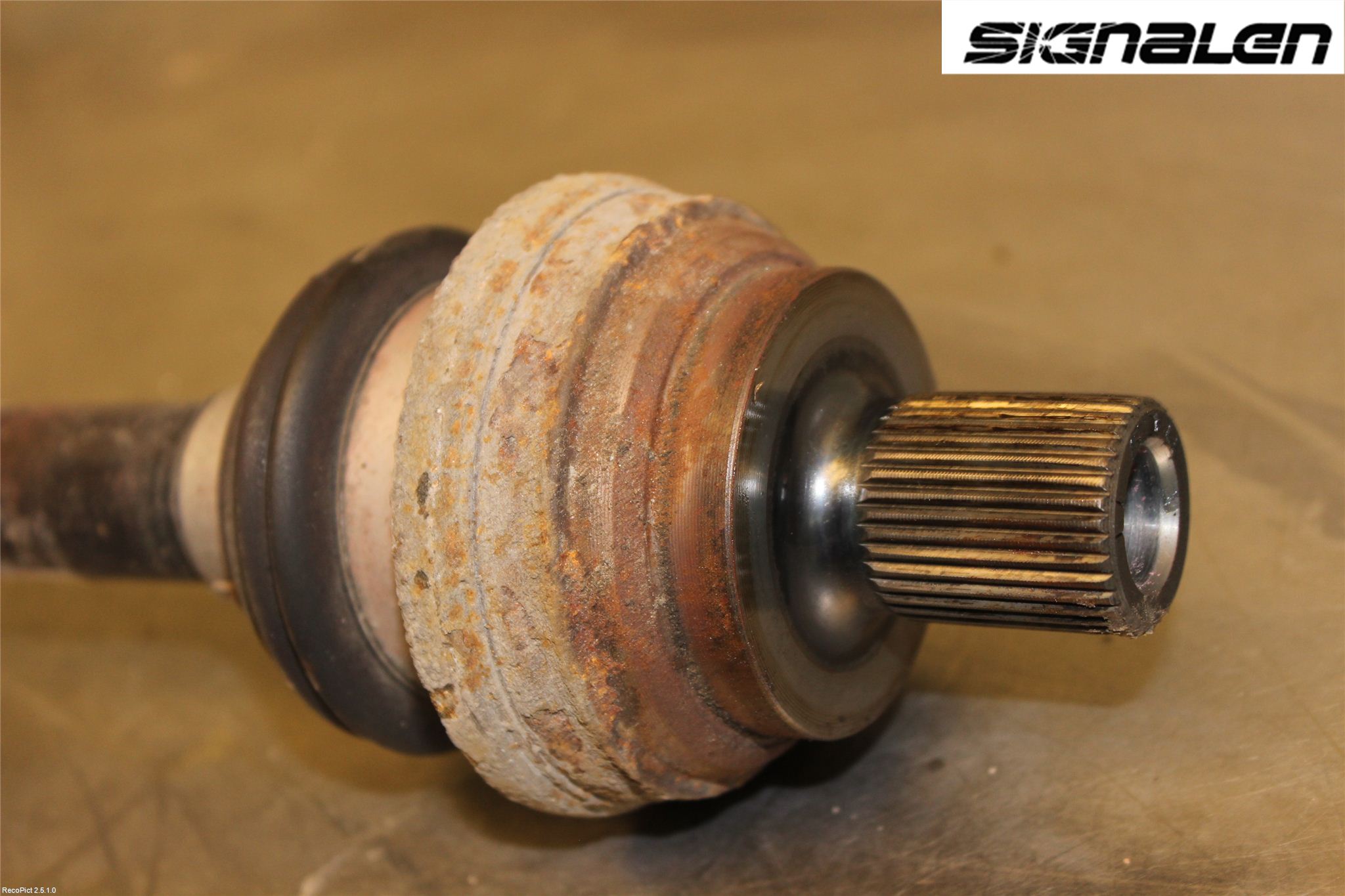 Volkswagen VW GOLF / E-GOLF VII 13-20 Drivaxel Bak Vänster