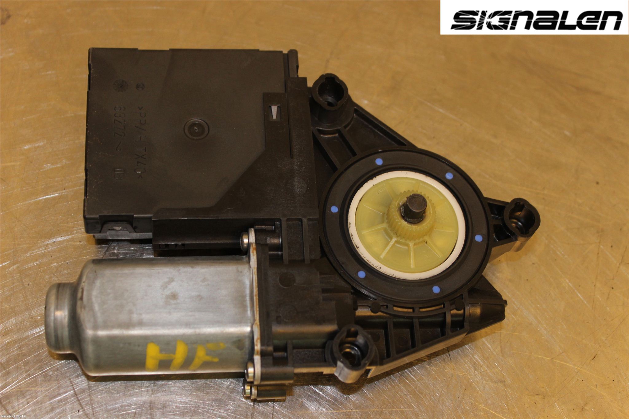 Volkswagen VW CADDY      04-10 Fönsterhissmotor