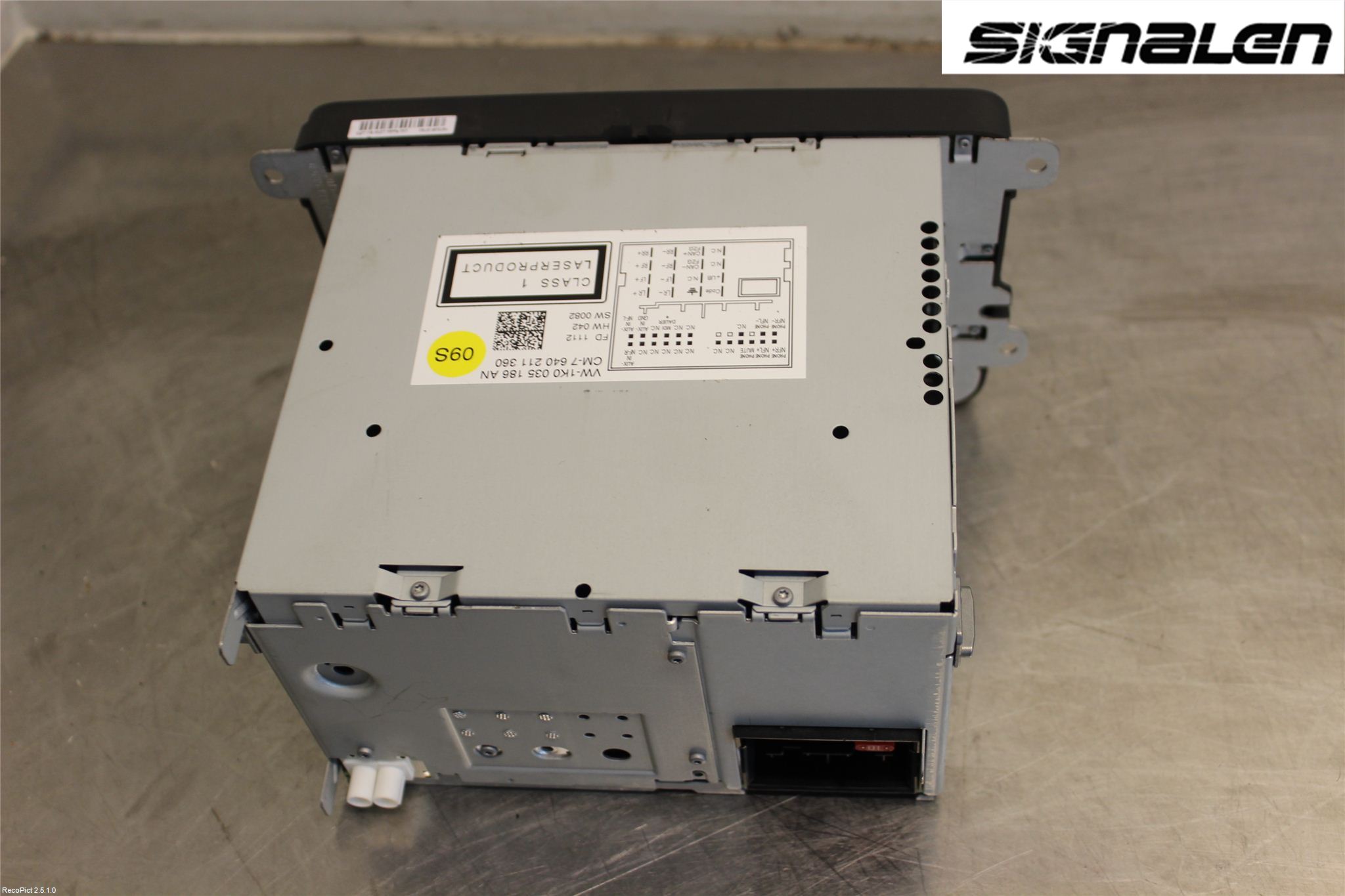 Volkswagen VW GOLF VI 09-13 Radio