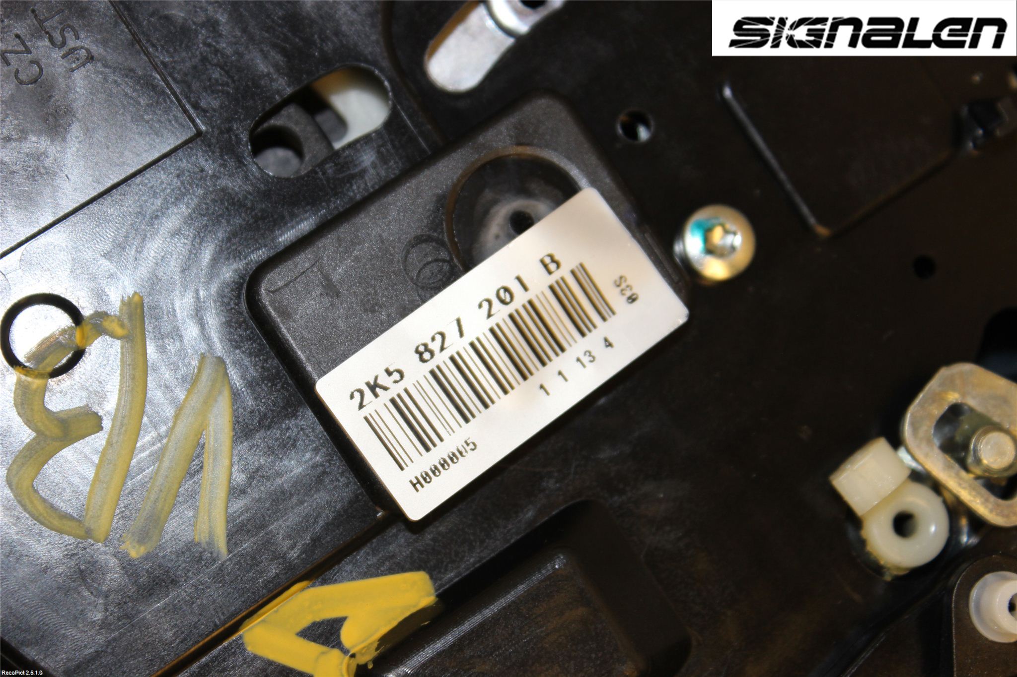 Volkswagen VW CADDY 11-15 Centrallåsmotor Vänster