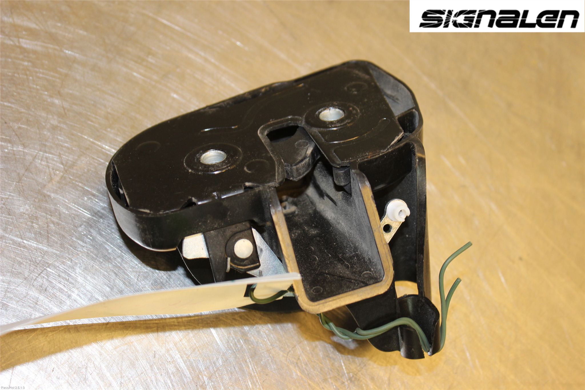 Volkswagen VW CADDY 11-15 Låskista-Dörrlås