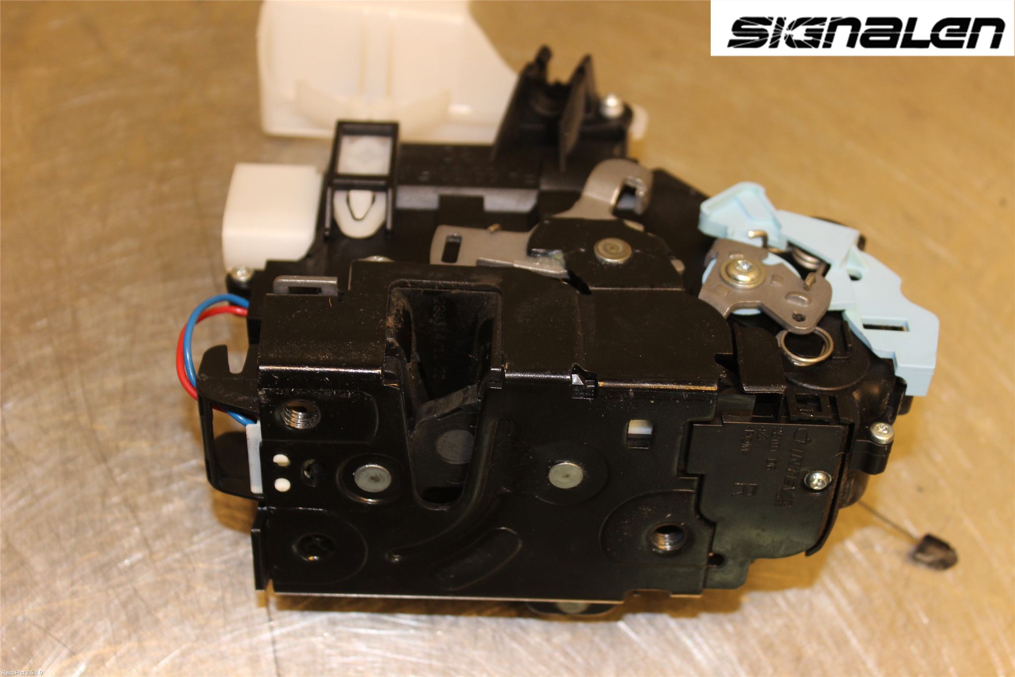 Volkswagen VW CADDY 11-15 Låskista-Dörrlås