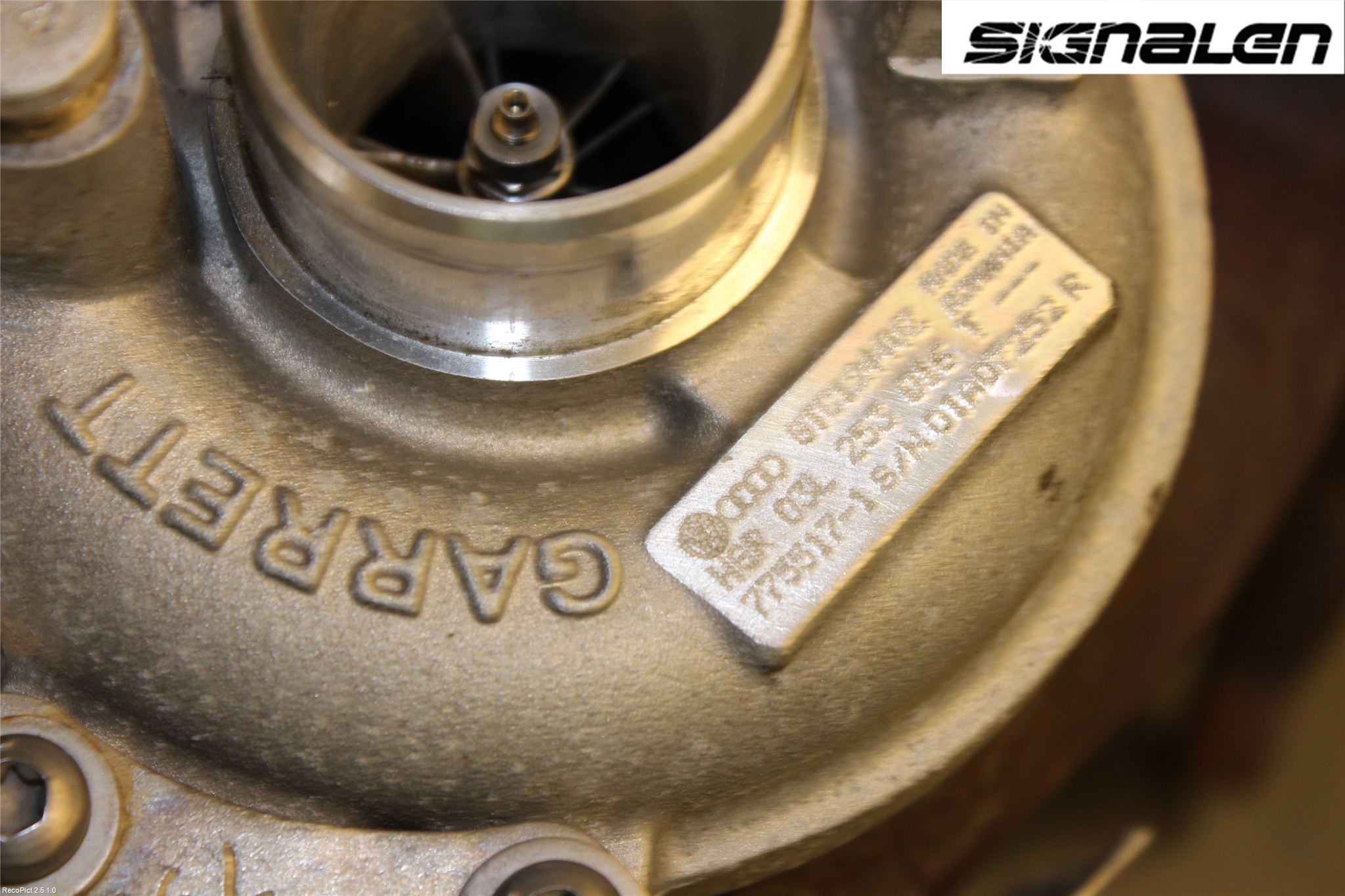 Volkswagen VW GOLF VI 09-13 Turboaggregat