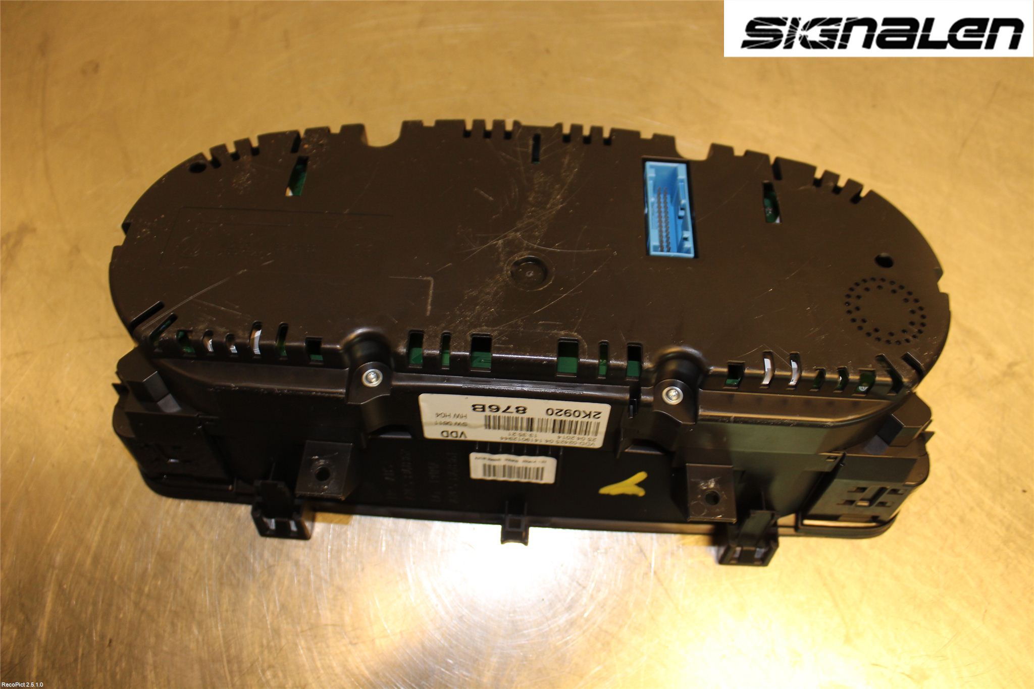 Volkswagen VW CADDY 11-15 Instrument Komb