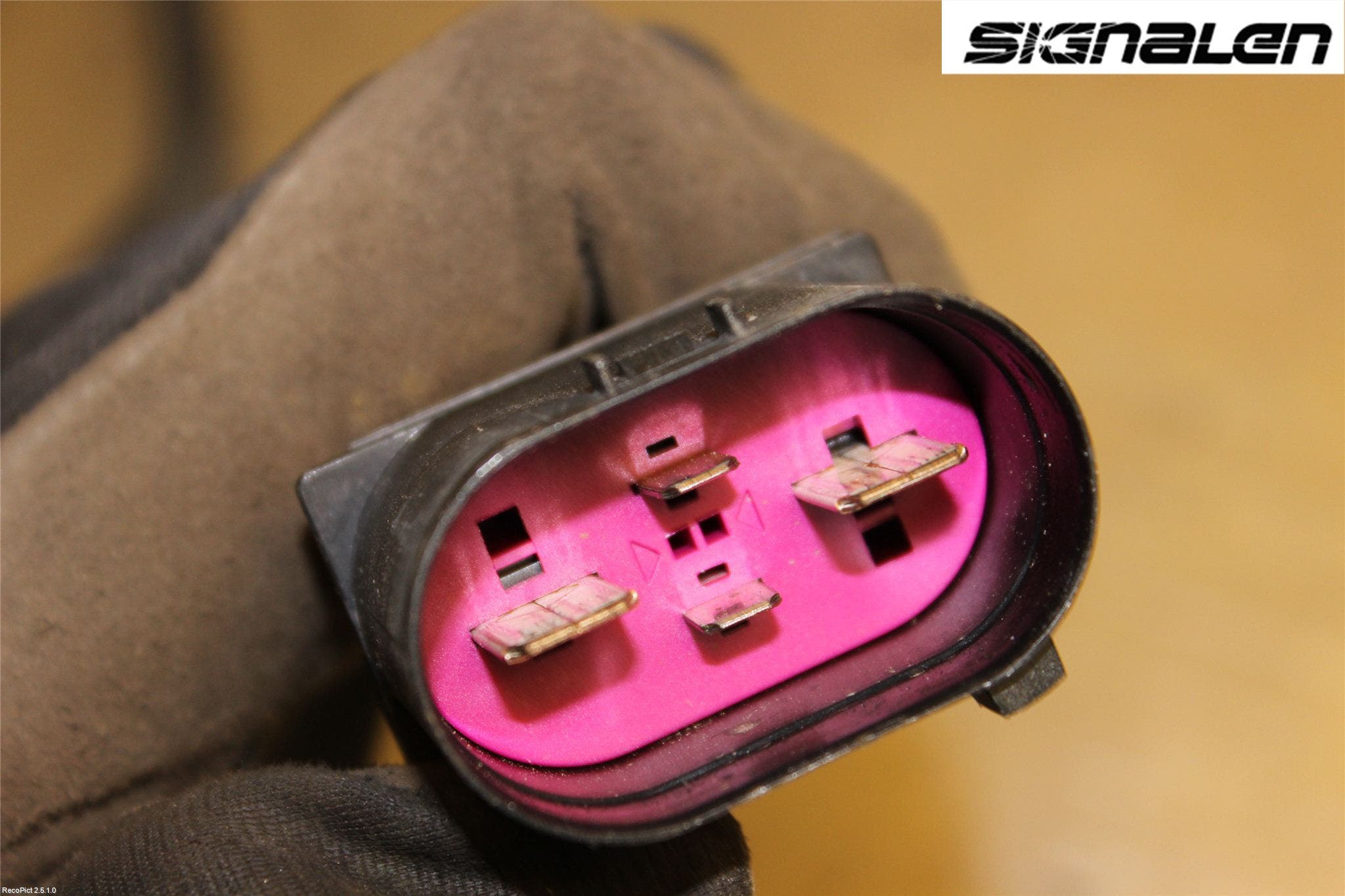 Volkswagen VW CADDY 04-10 Kylfläkt El