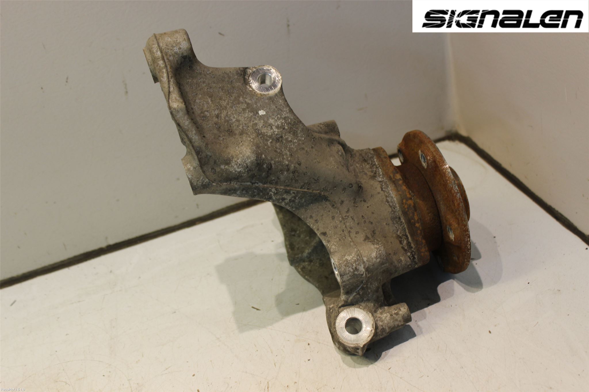 Volkswagen VW PASSAT 15-19 Hjullagerhus-Spindel Hö B