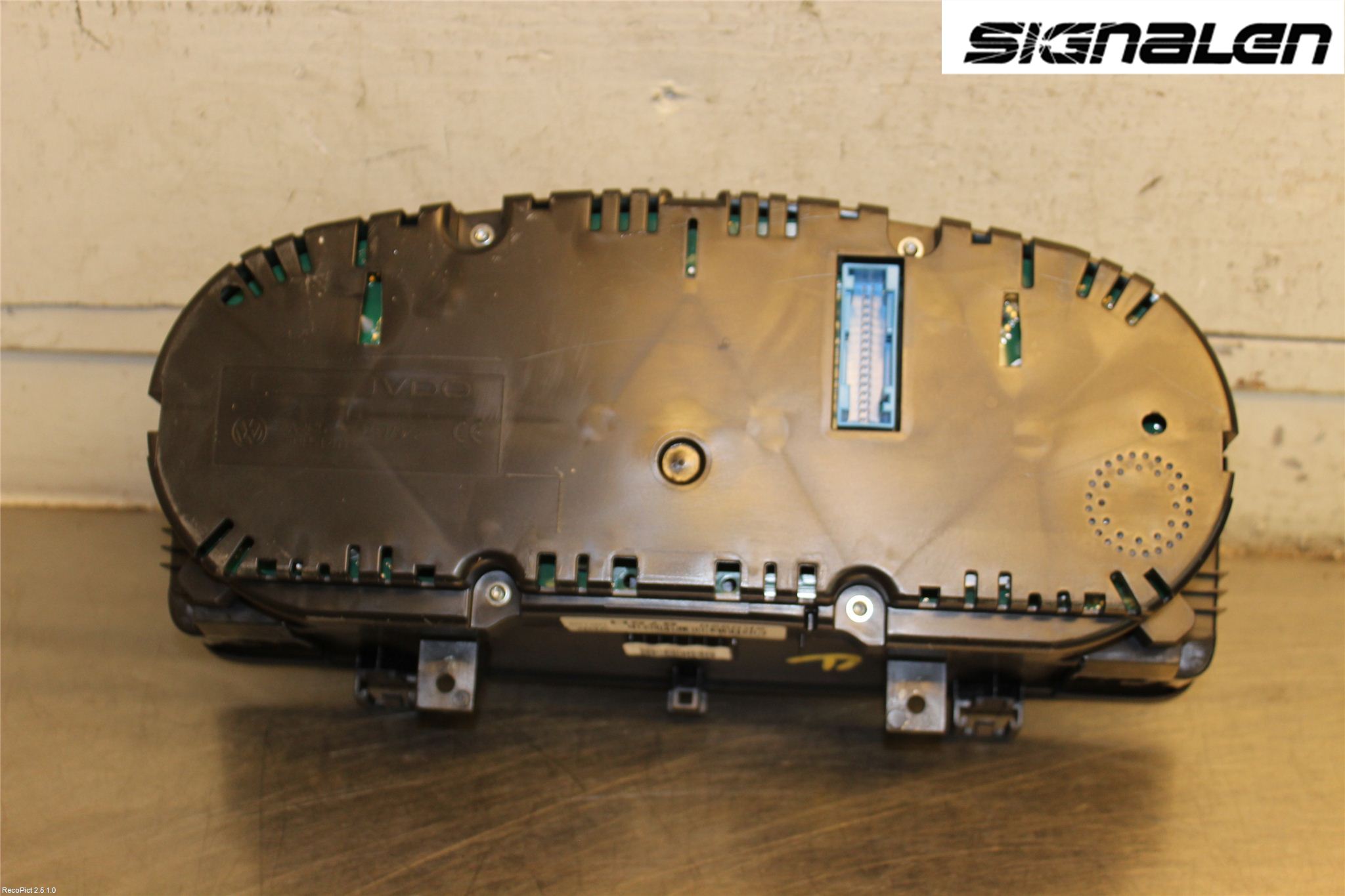 Volkswagen VW CADDY 11-15 Instrument Komb