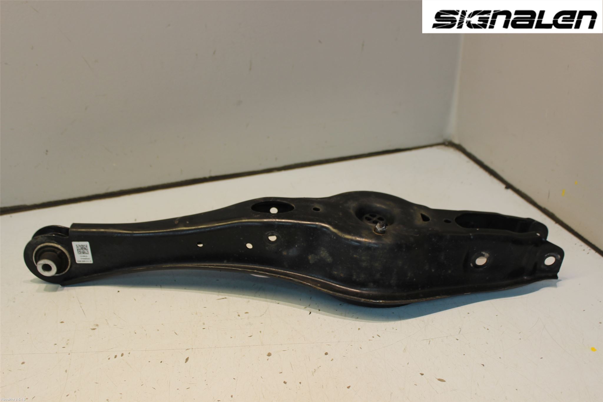 Volkswagen VW GOLF / E-GOLF VII 13-20 Bärarm Bak Höger