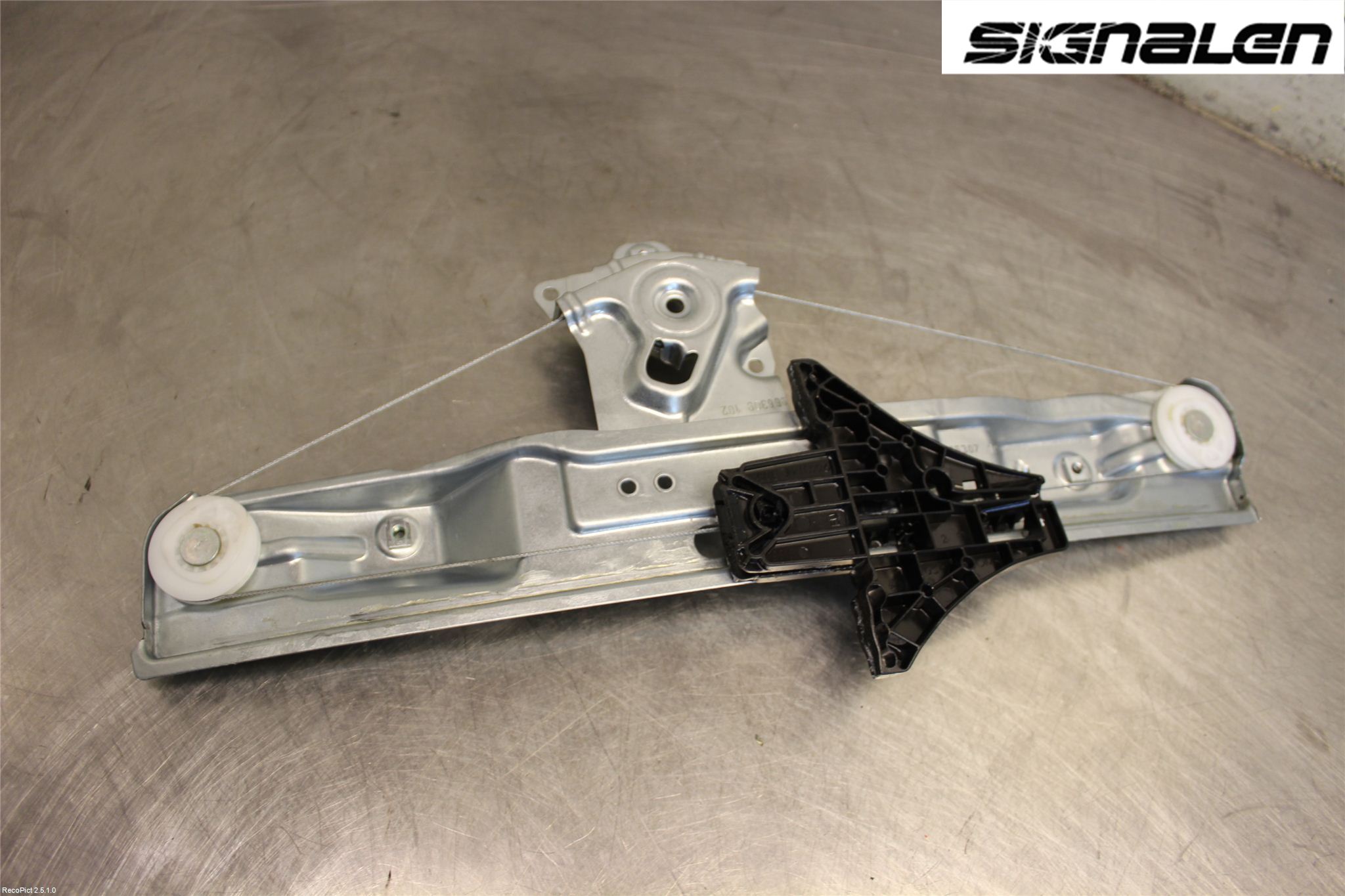 Opel INSIGNIA 09-16 Fönsterhissmekanism