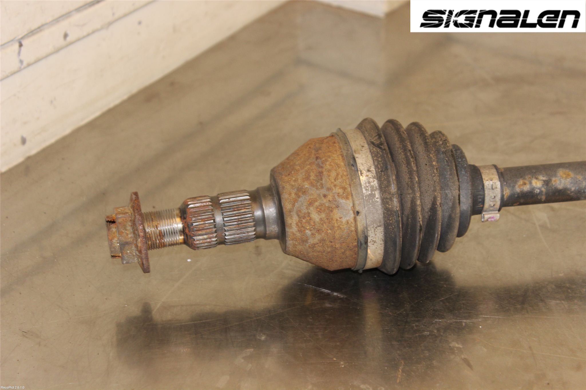 Opel INSIGNIA 09-16 Drivaxel Bak Höger