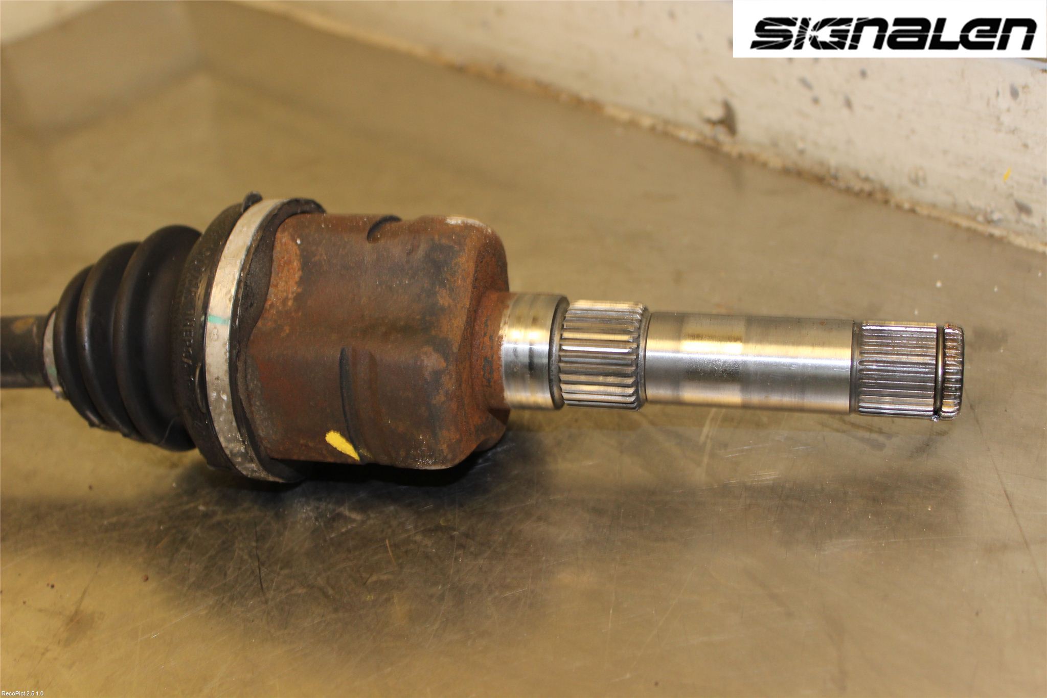 Opel INSIGNIA 09-16 Drivaxel Bak Vänster