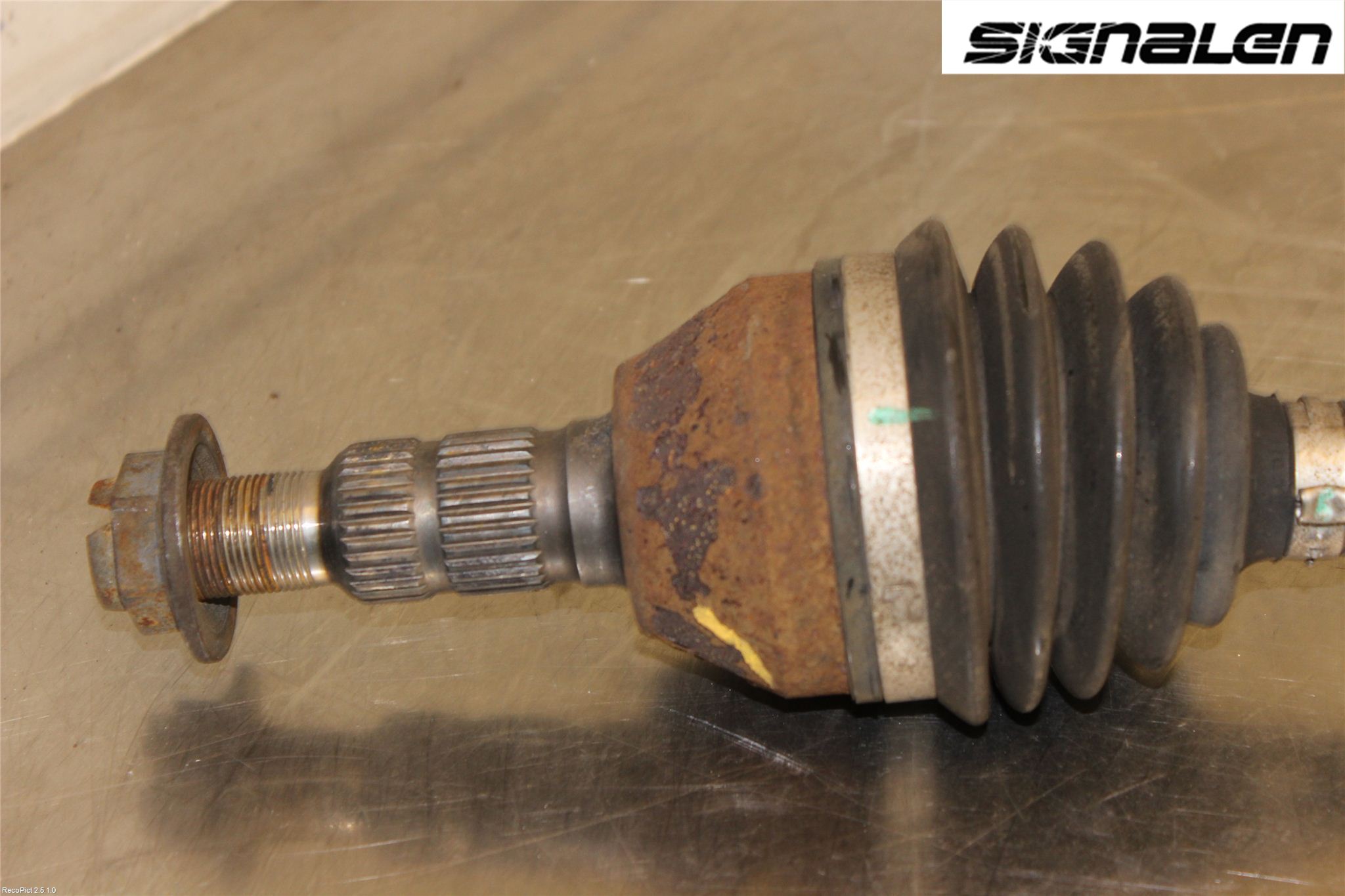 Opel INSIGNIA 09-16 Drivaxel Bak Vänster