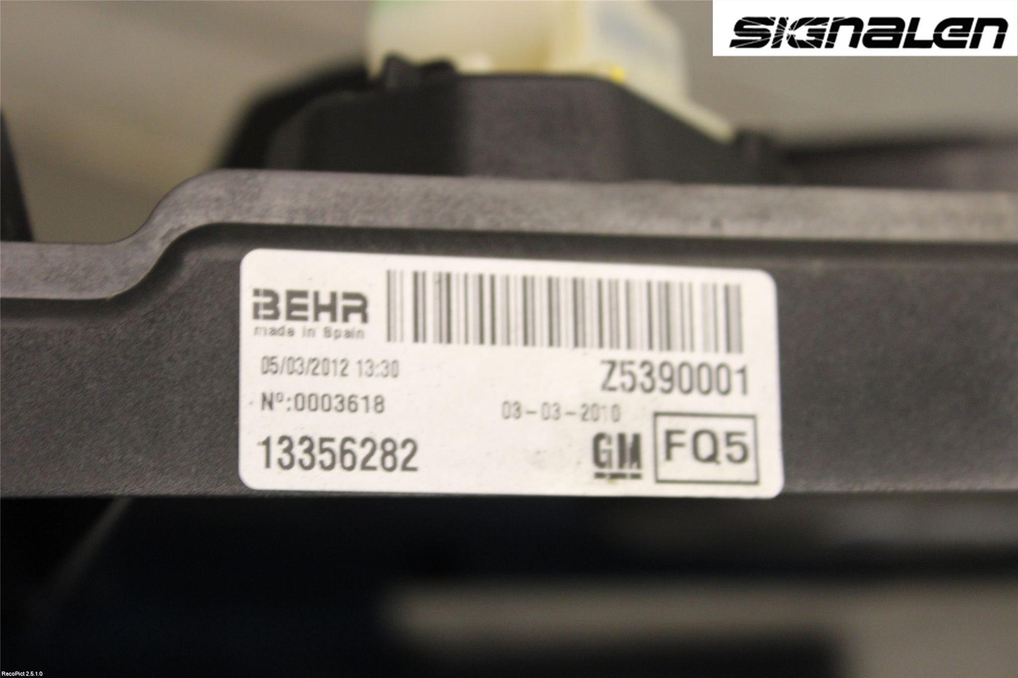 Opel MERIVA B 10-17 Kylfläkt El