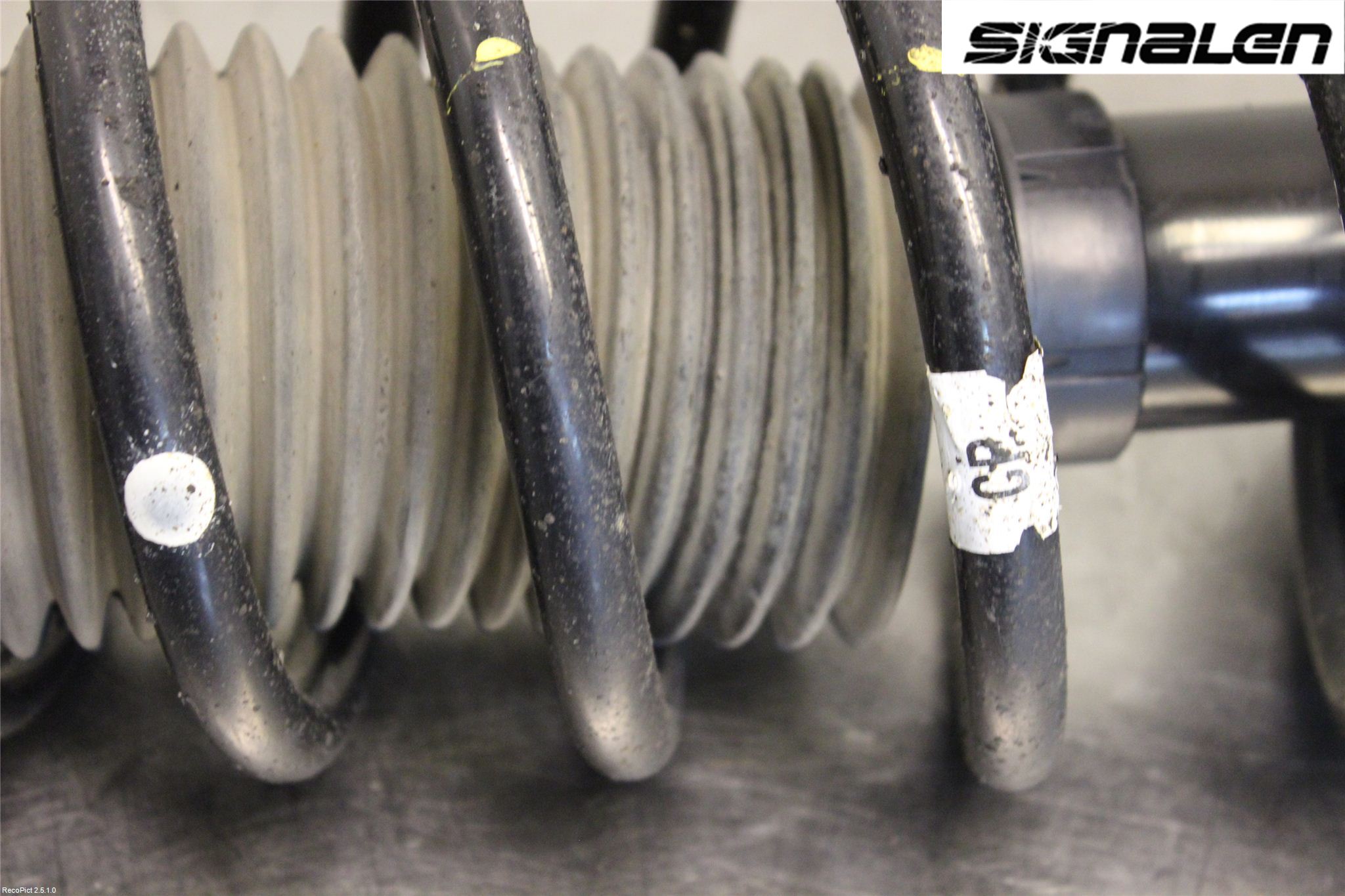 Opel MERIVA B 10-17 Fjäderben Fram Höger