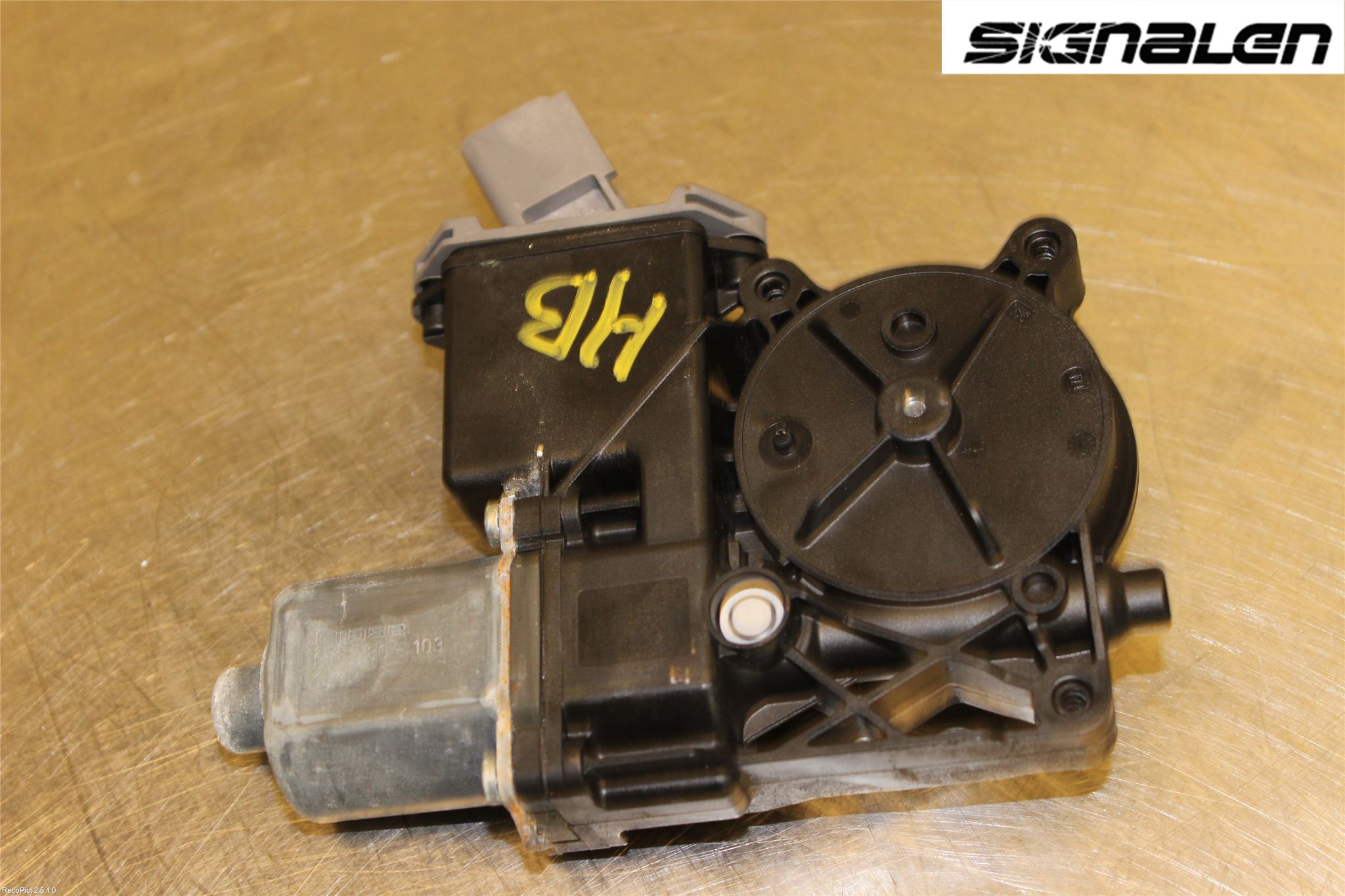 Opel INSIGNIA 09-16 Fönsterhissmotor