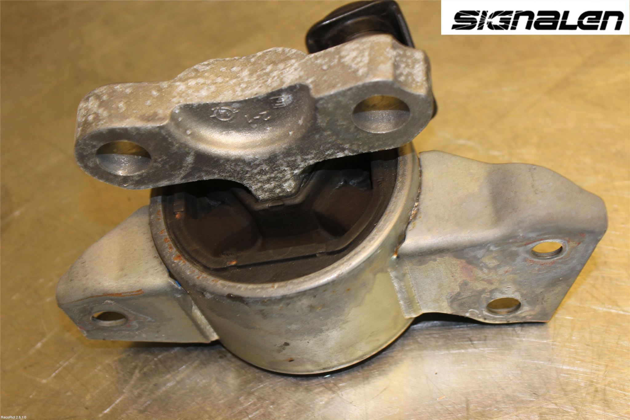 Opel CORSA E 15-19 Motorkudde