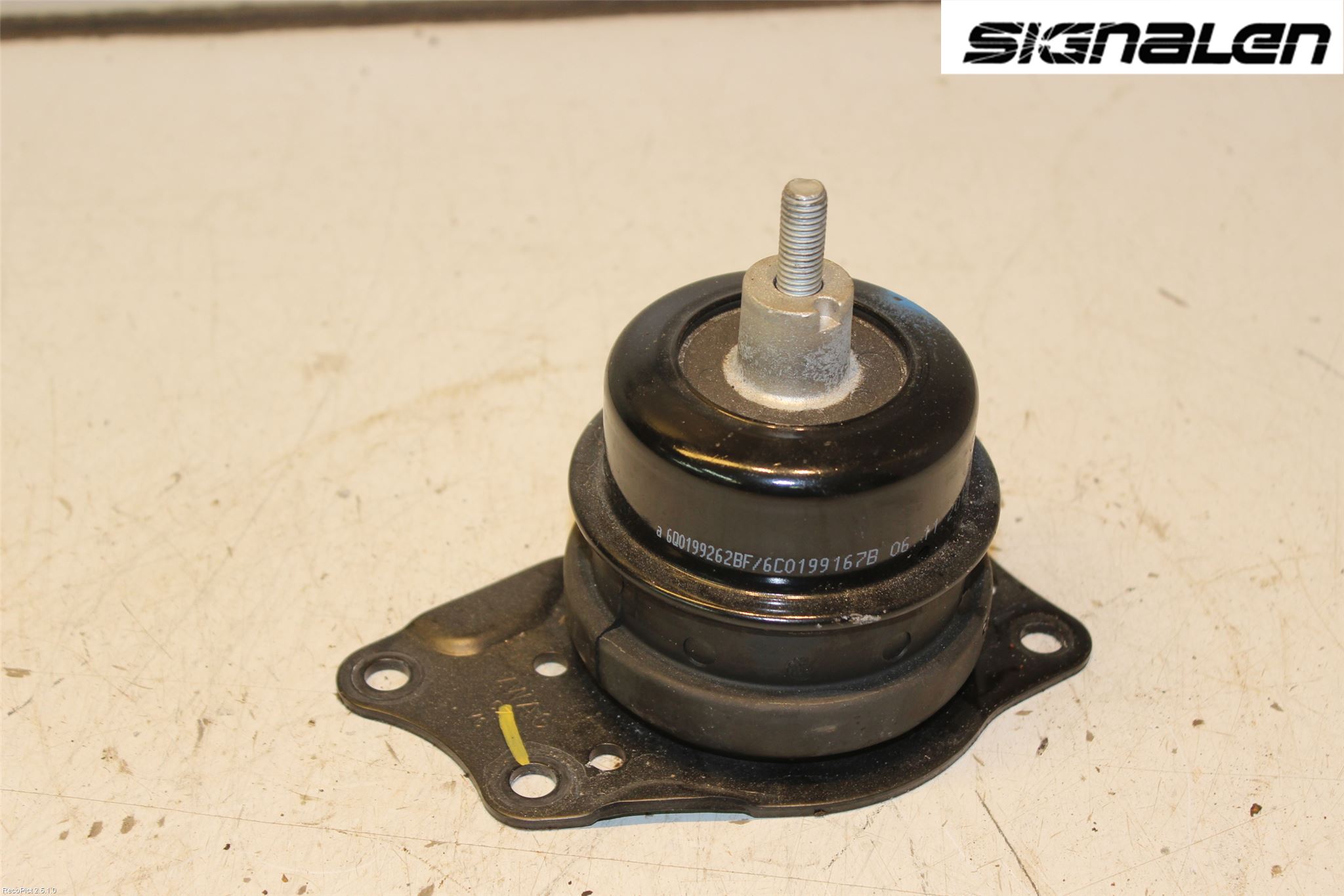 Skoda RAPID Motorfäste