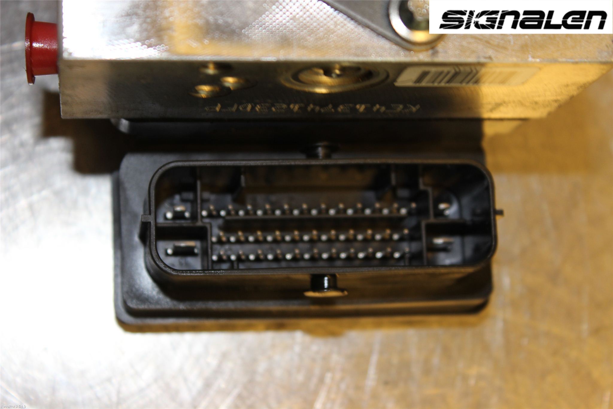 Volkswagen VW PASSAT 11-14 Abs Hydraulaggregat