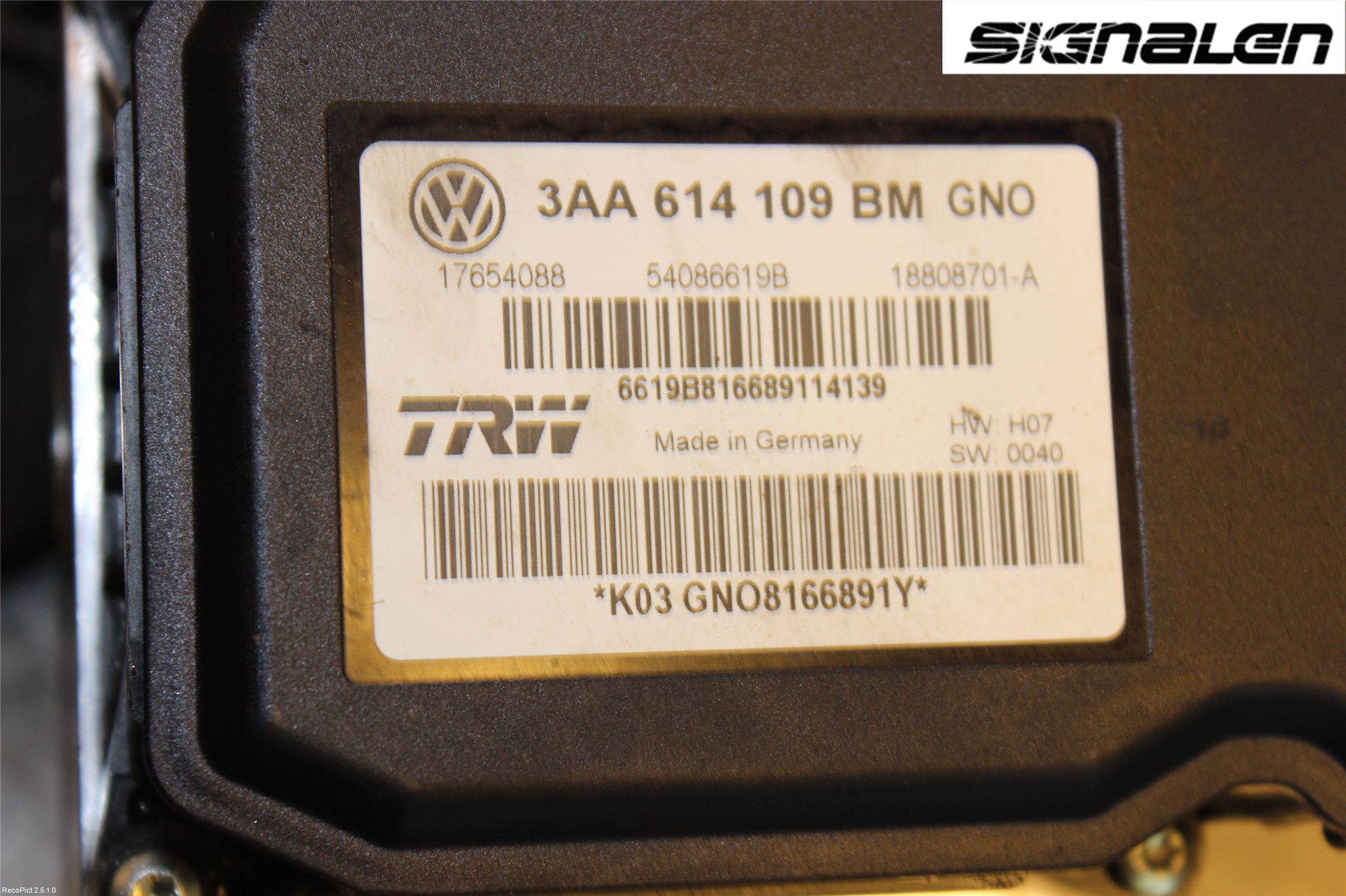 Volkswagen VW PASSAT 11-14 Abs Hydraulaggregat