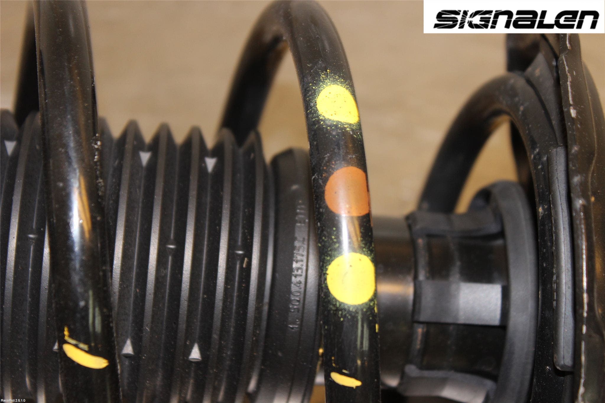 Volkswagen VW GOLF / E-GOLF VII 13-20 Fjäderben Fram Vänster